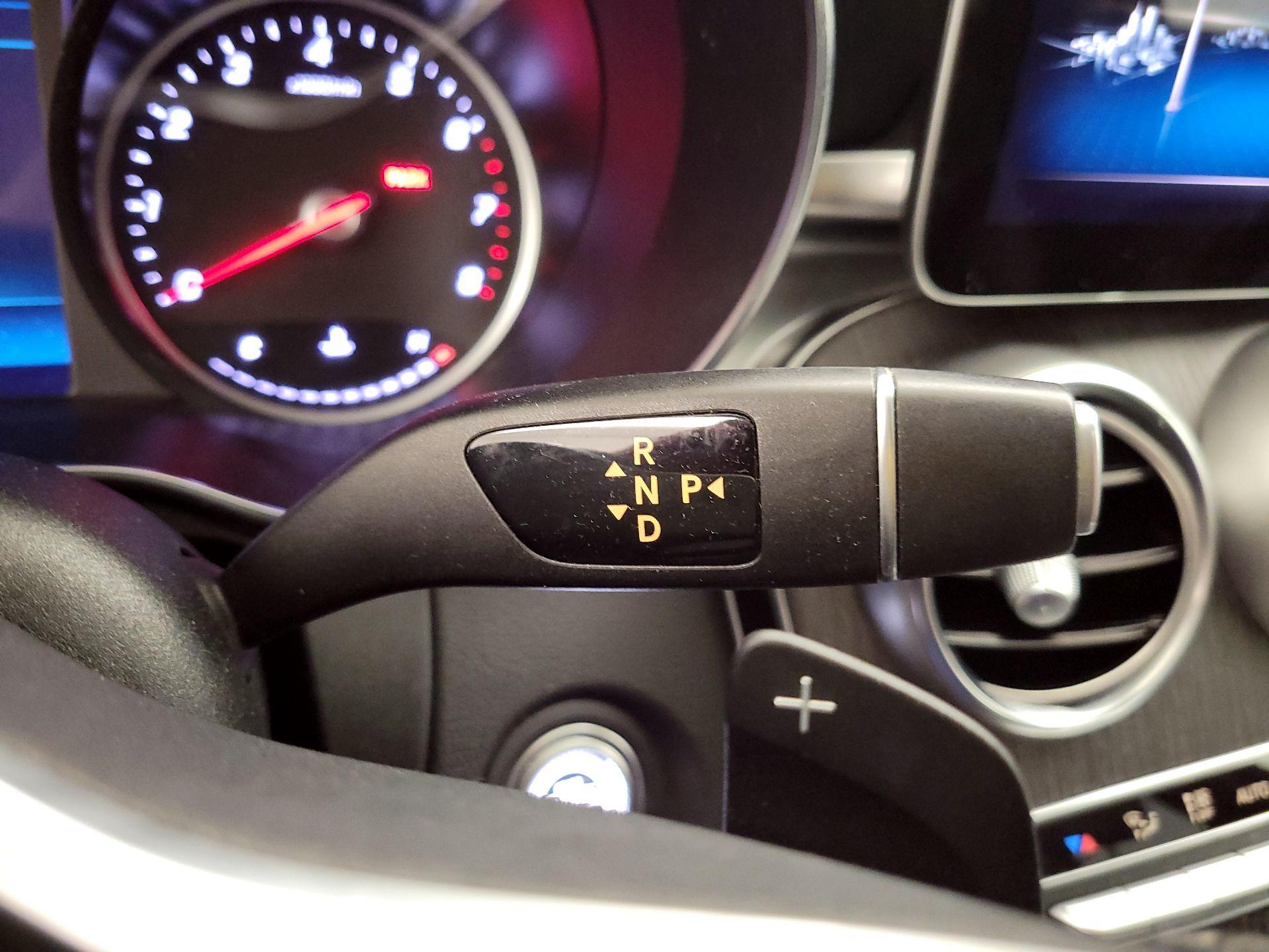 Thumbnail: 2019 Mercedes-Benz C-Class - 16