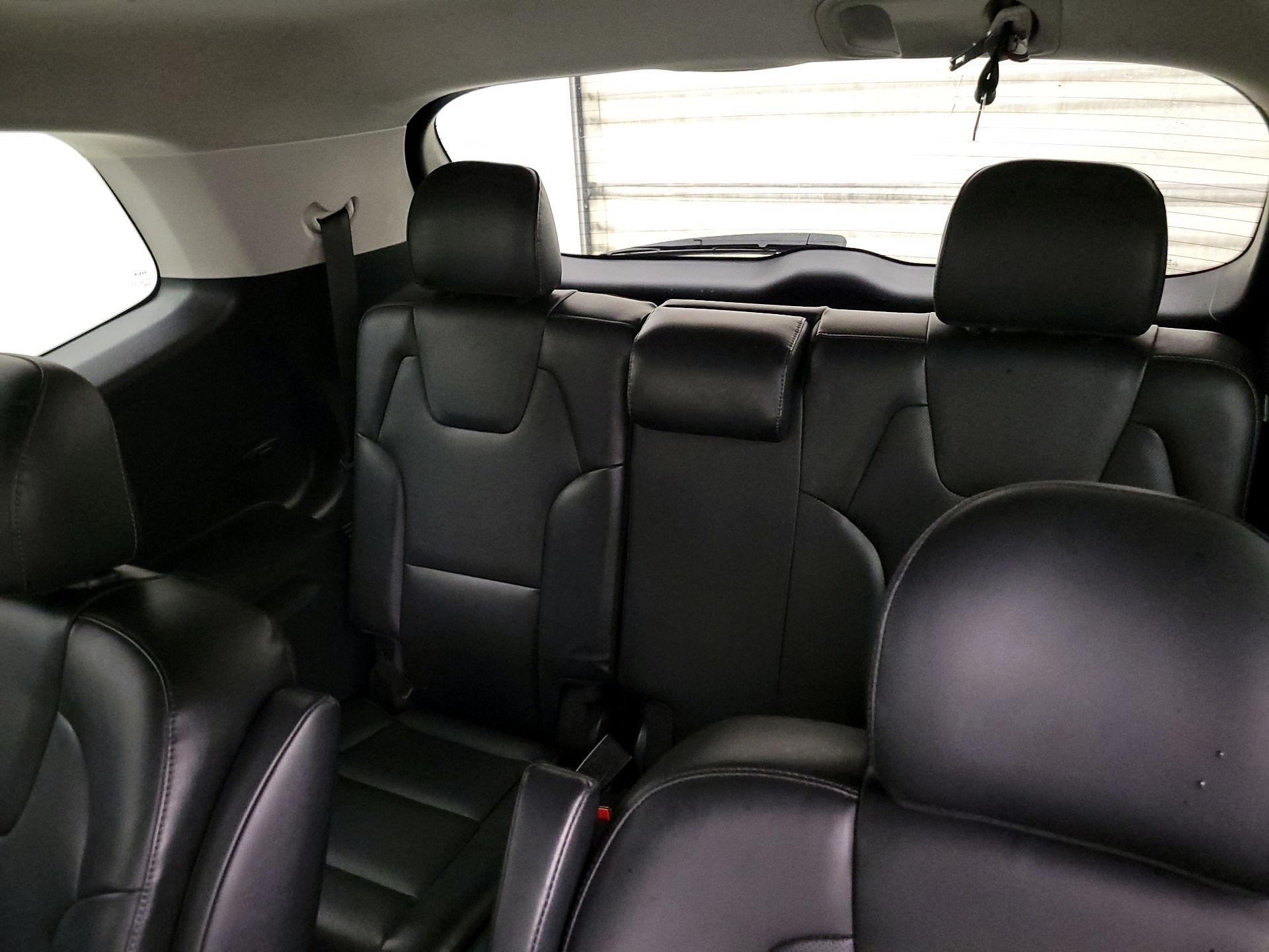 Thumbnail: 2022 Kia Telluride - 18