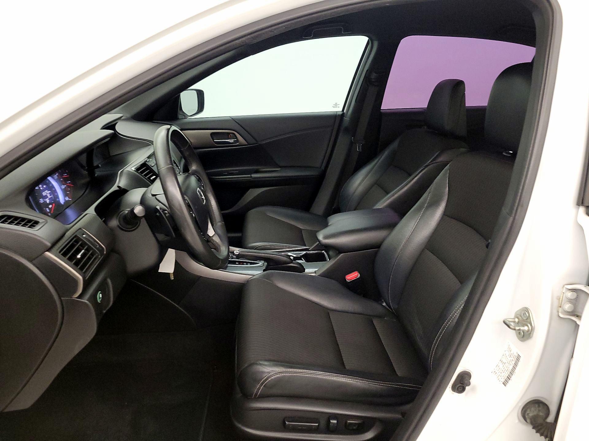 Thumbnail: 2016 Honda Accord - 11