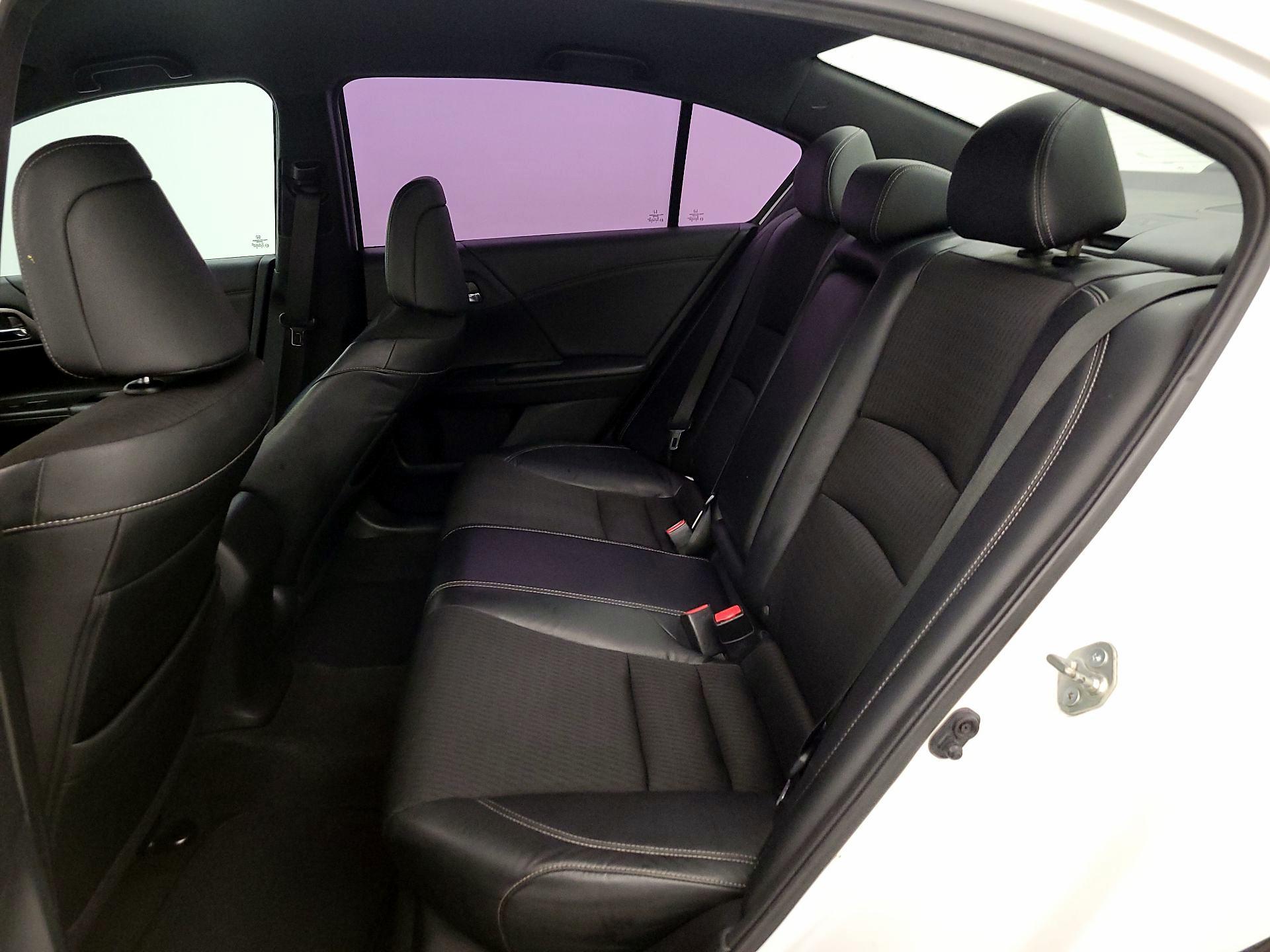 Thumbnail: 2016 Honda Accord - 17