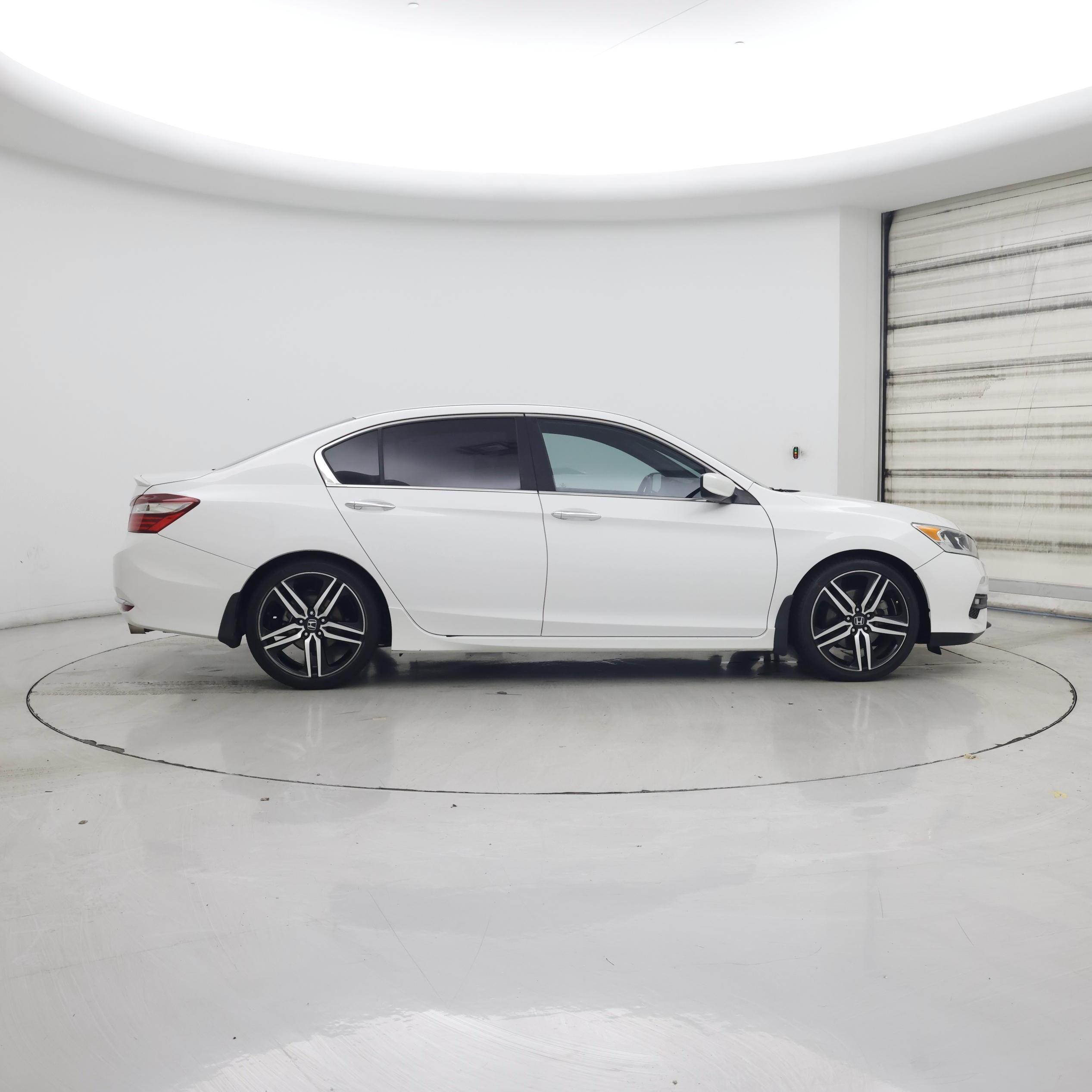 Thumbnail: 2016 Honda Accord - 7