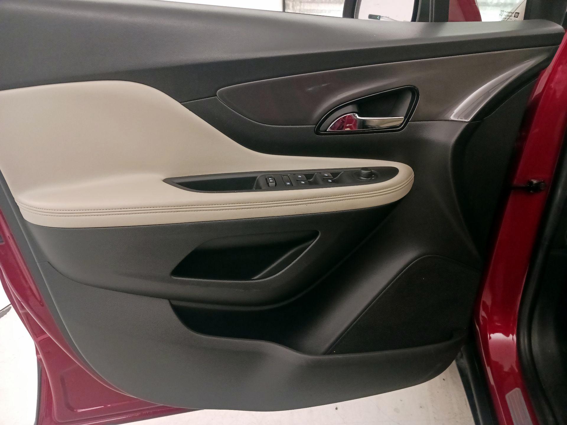 Thumbnail: 2017 Buick Encore - 12