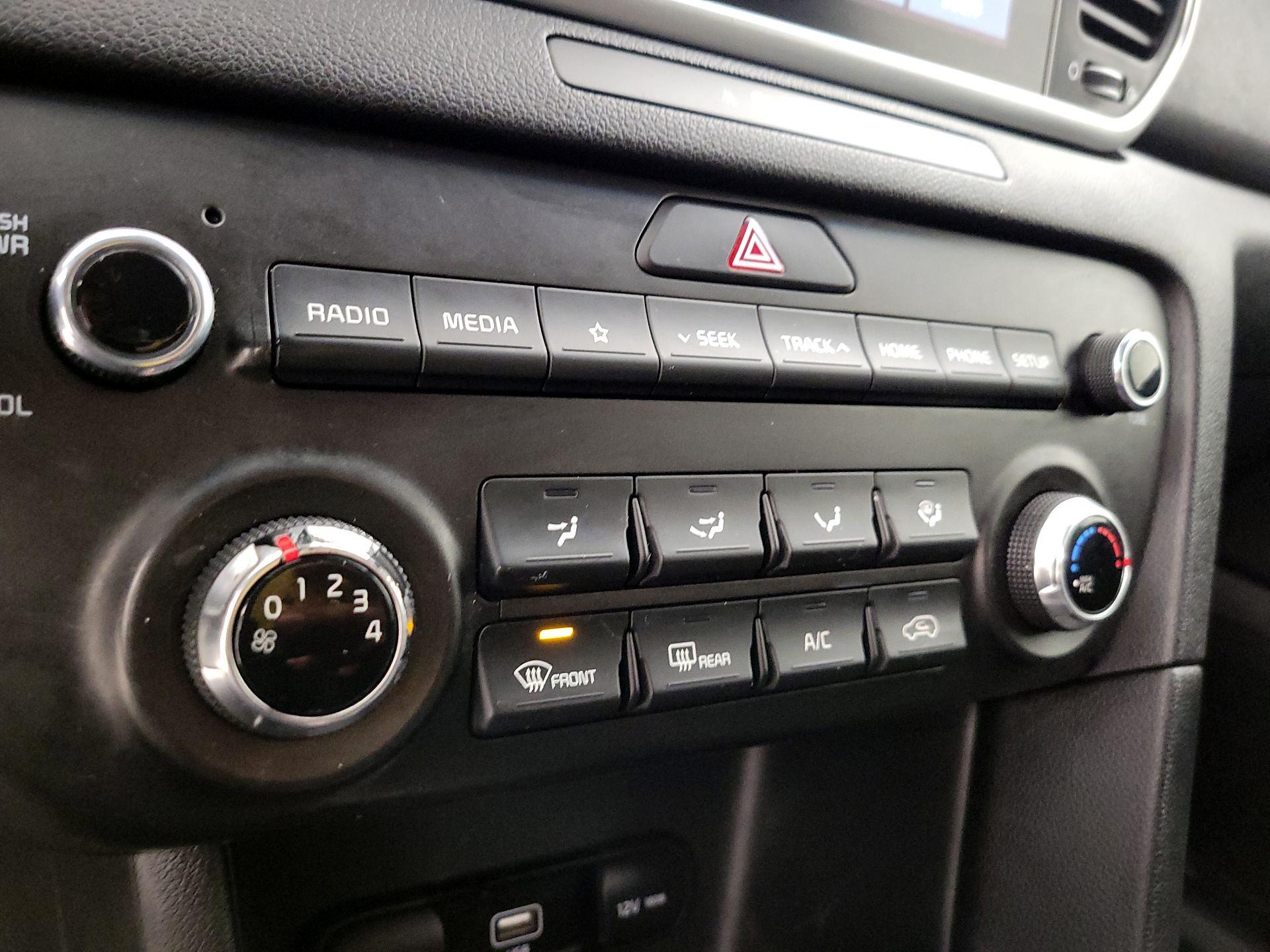 Thumbnail: 2021 Kia Sportage - 15