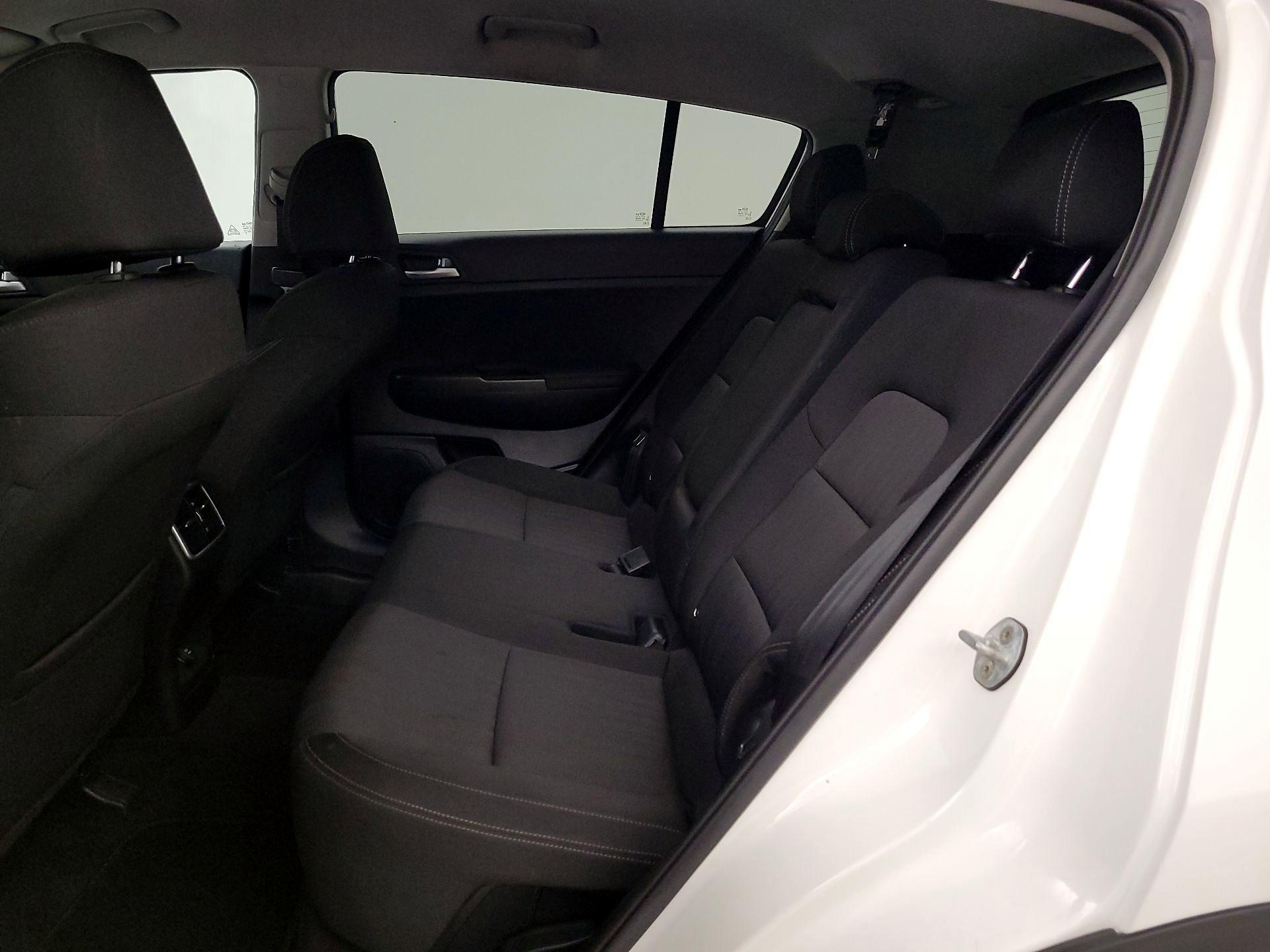 Thumbnail: 2021 Kia Sportage - 17