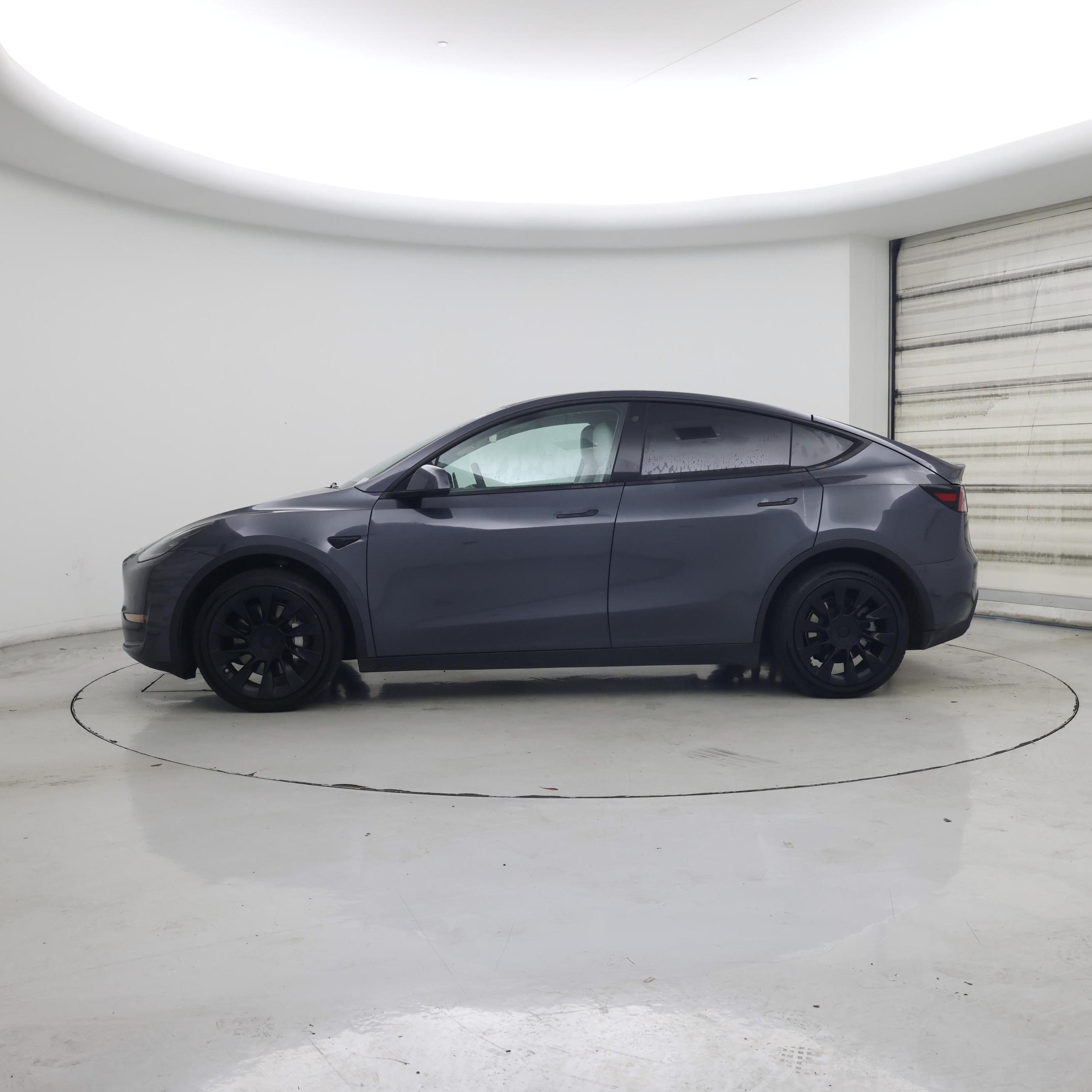 Thumbnail: 2022 Tesla Model Y - 3