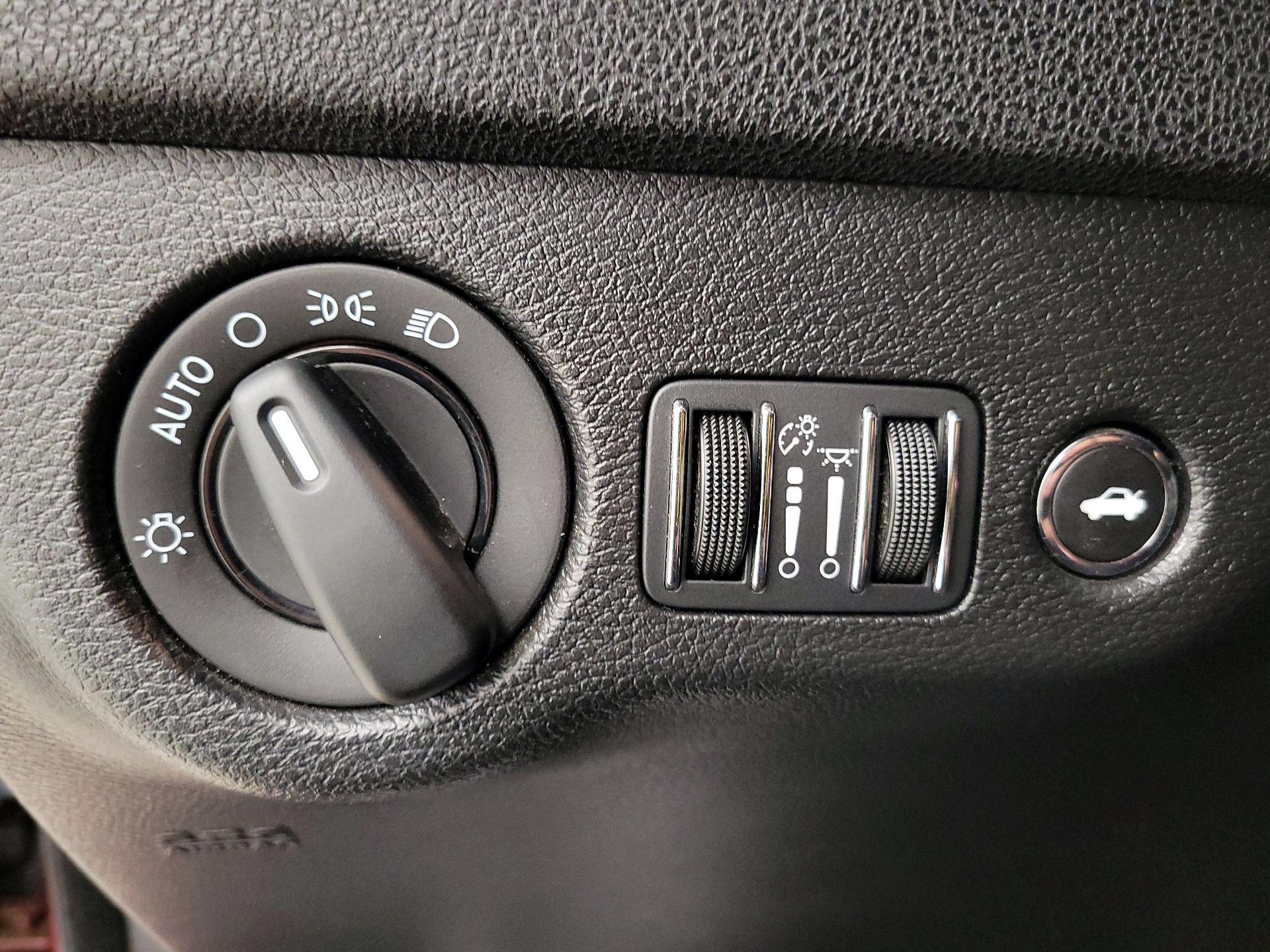 Thumbnail: 2022 Dodge Charger - 13