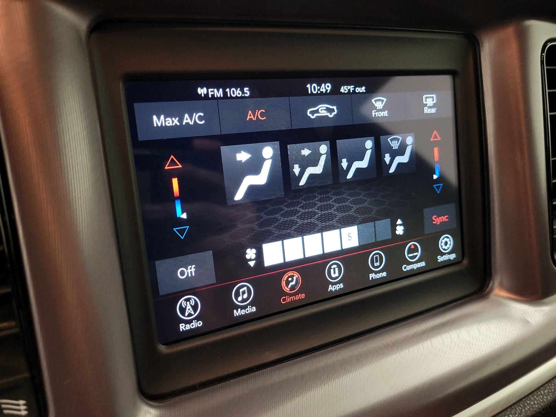 Thumbnail: 2022 Dodge Charger - 16