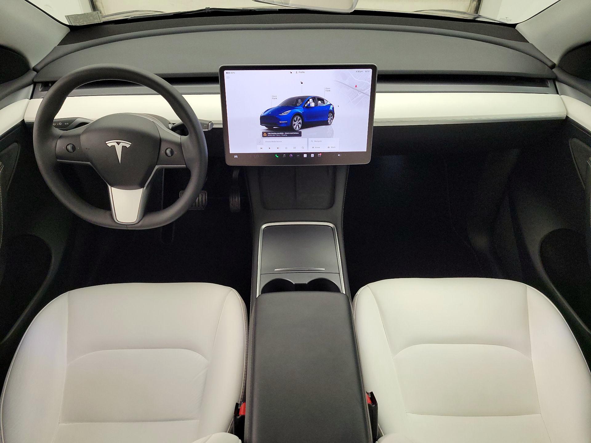 Thumbnail: 2023 Tesla Model Y - 9