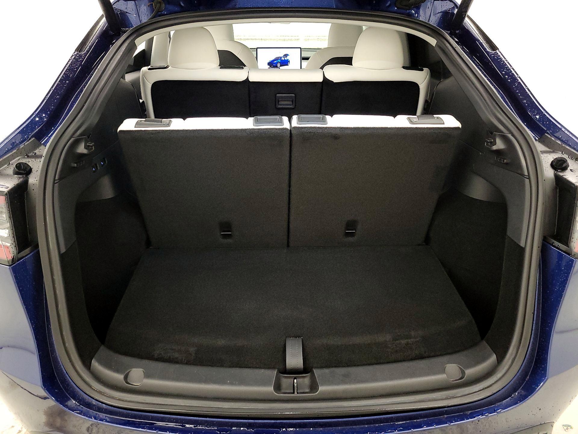 Thumbnail: 2023 Tesla Model Y - 20