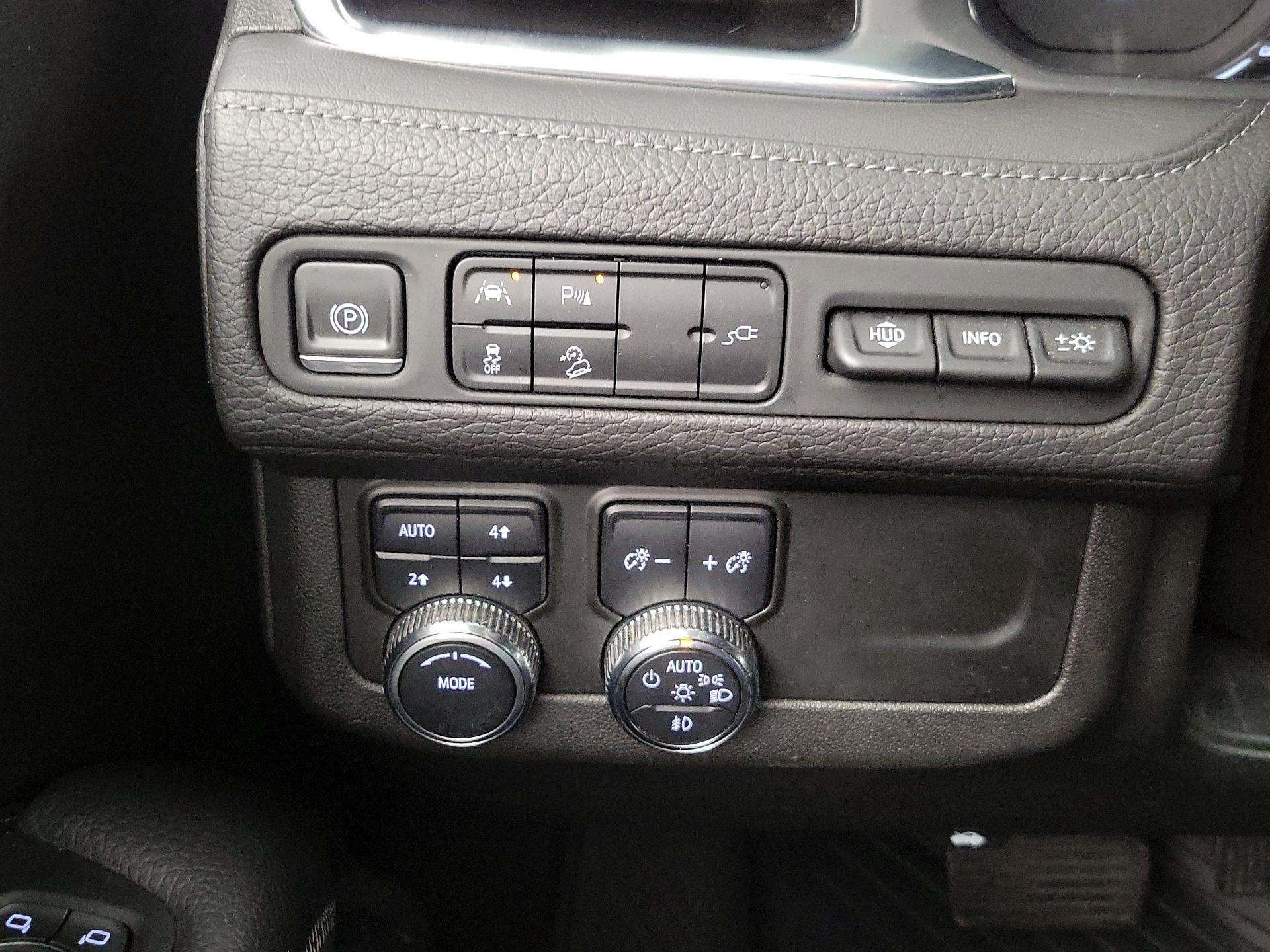 Thumbnail: 2021 GMC Yukon - 13