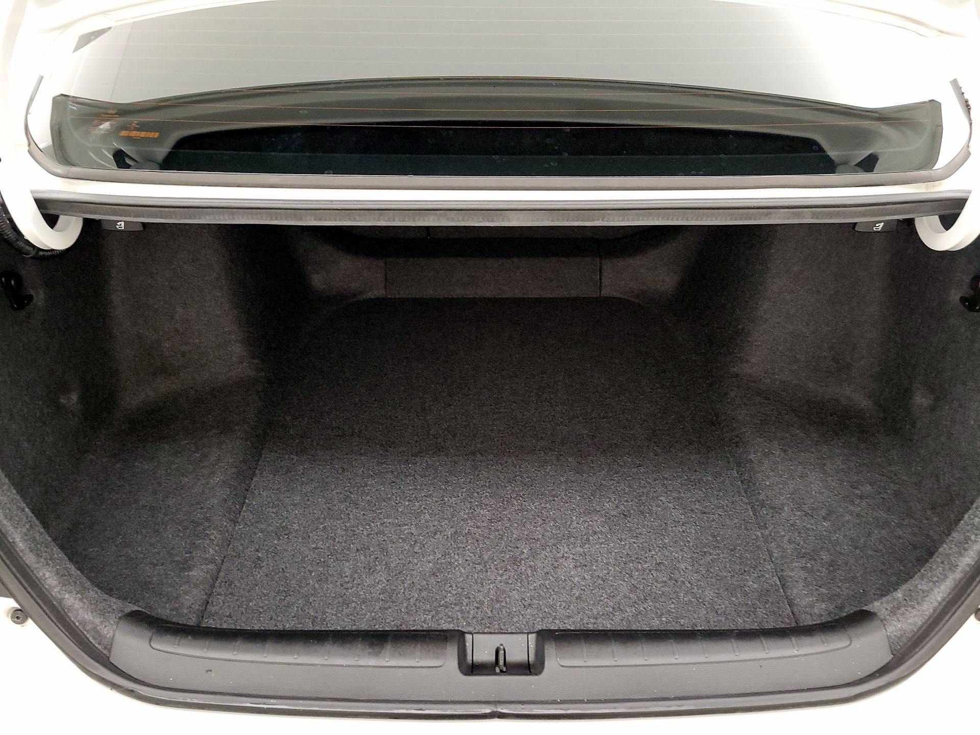 Thumbnail: 2019 Honda Accord - 17