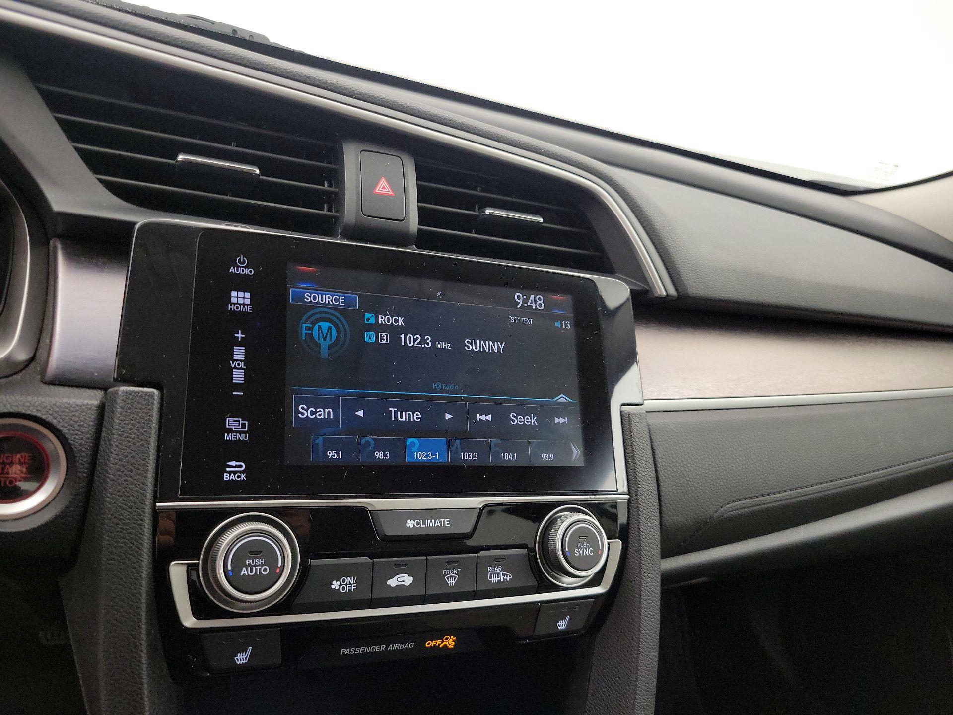 Thumbnail: 2016 Honda Civic - 15