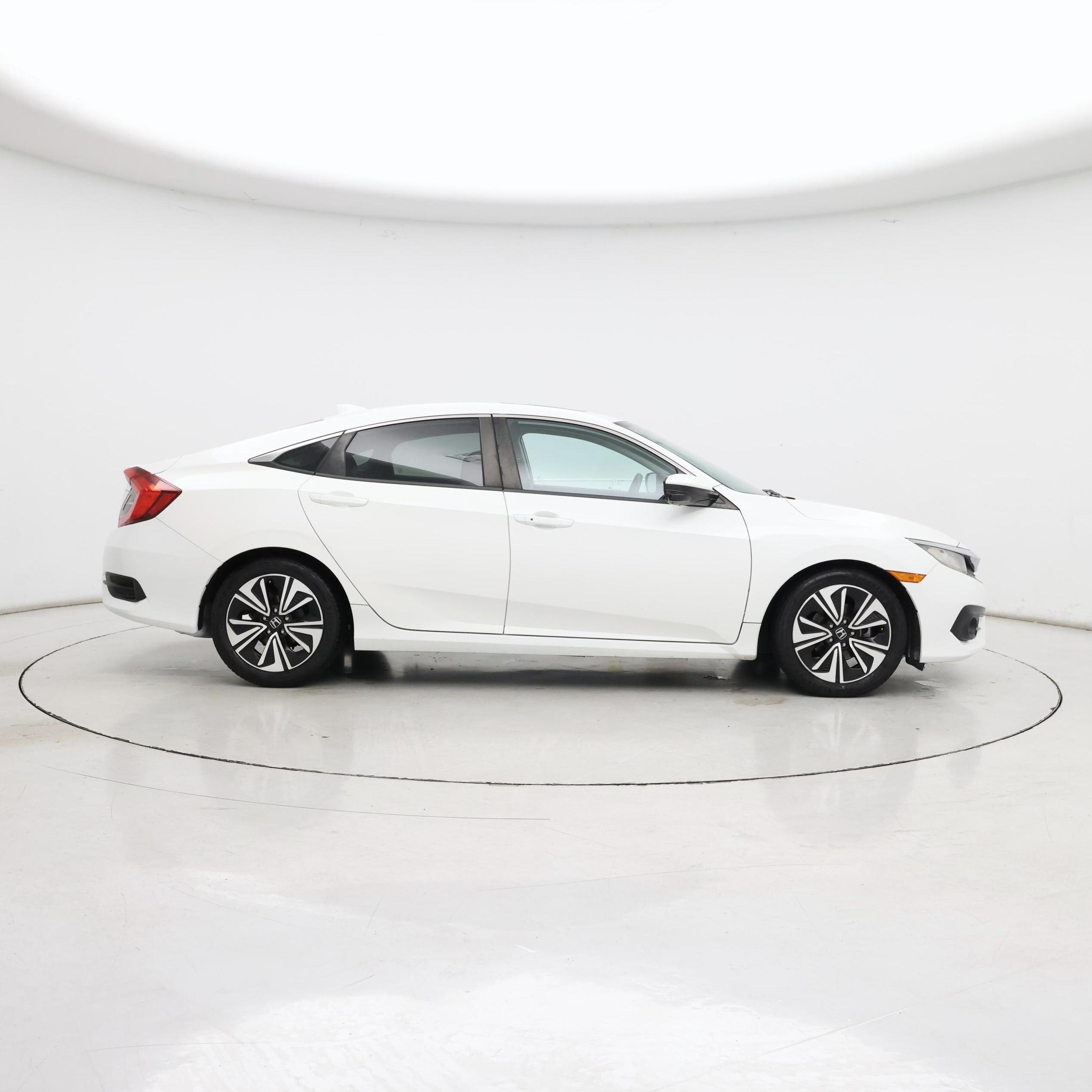 Thumbnail: 2016 Honda Civic - 7