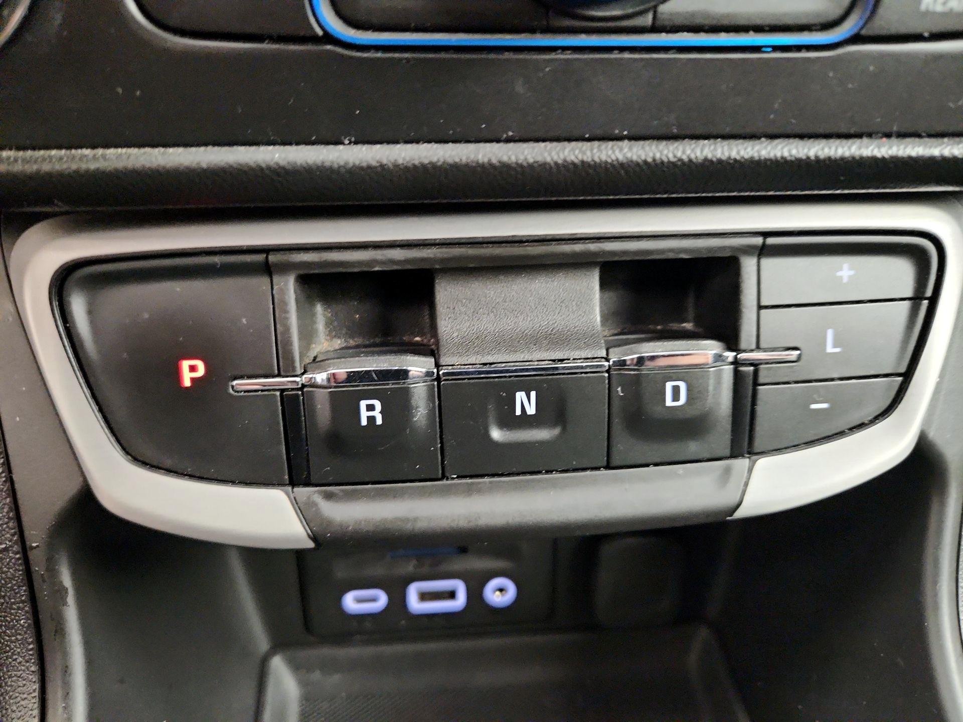 Thumbnail: 2023 GMC Terrain - 17