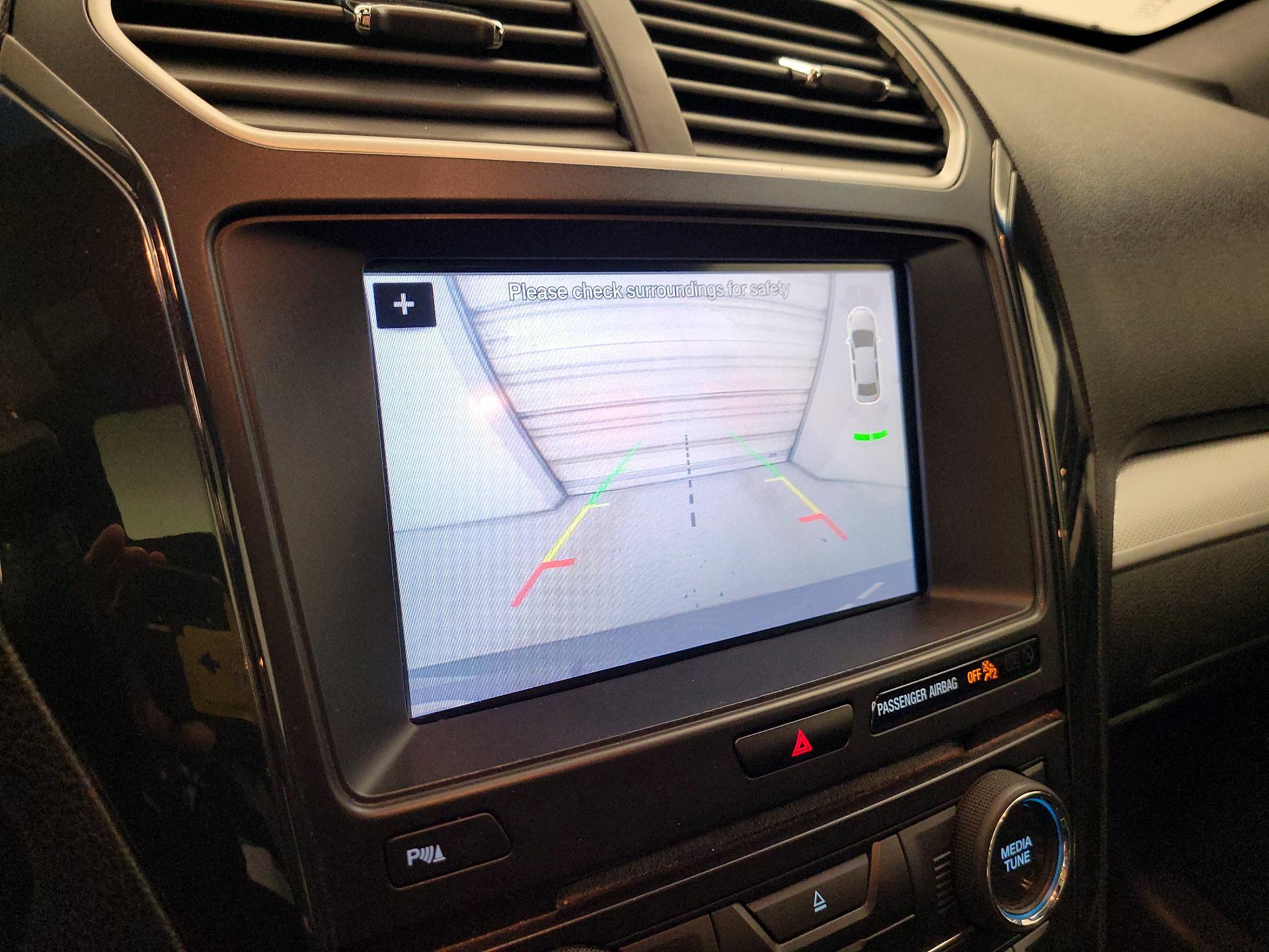 Thumbnail: 2017 Ford Explorer - 13