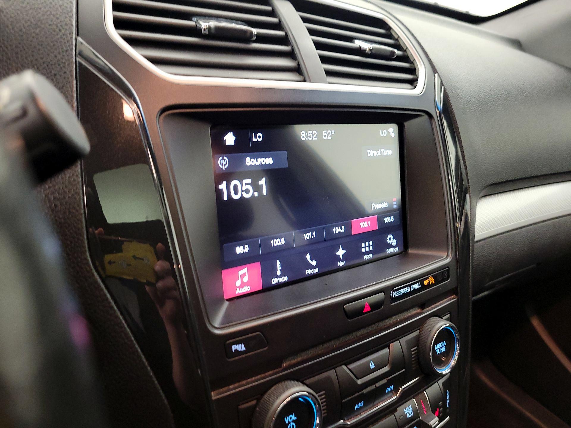 Thumbnail: 2017 Ford Explorer - 14