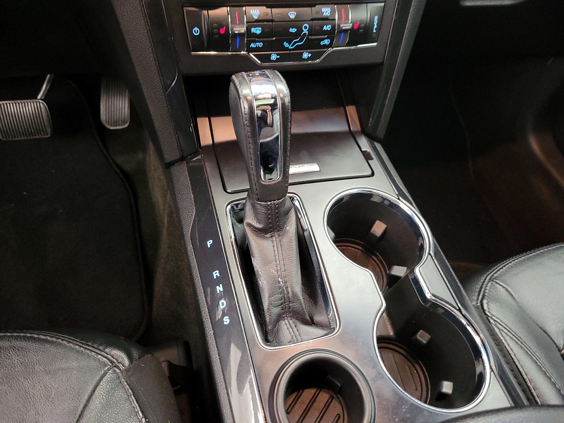 Thumbnail: 2017 Ford Explorer - 16