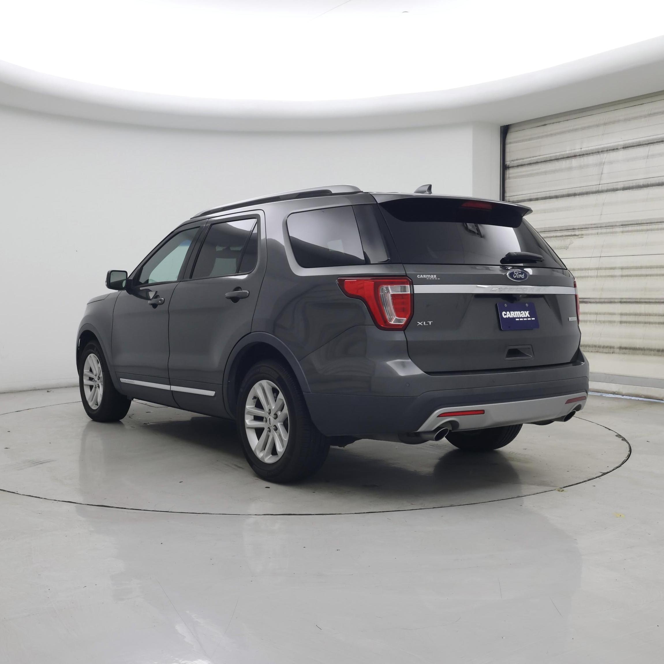 Thumbnail: 2017 Ford Explorer - 2