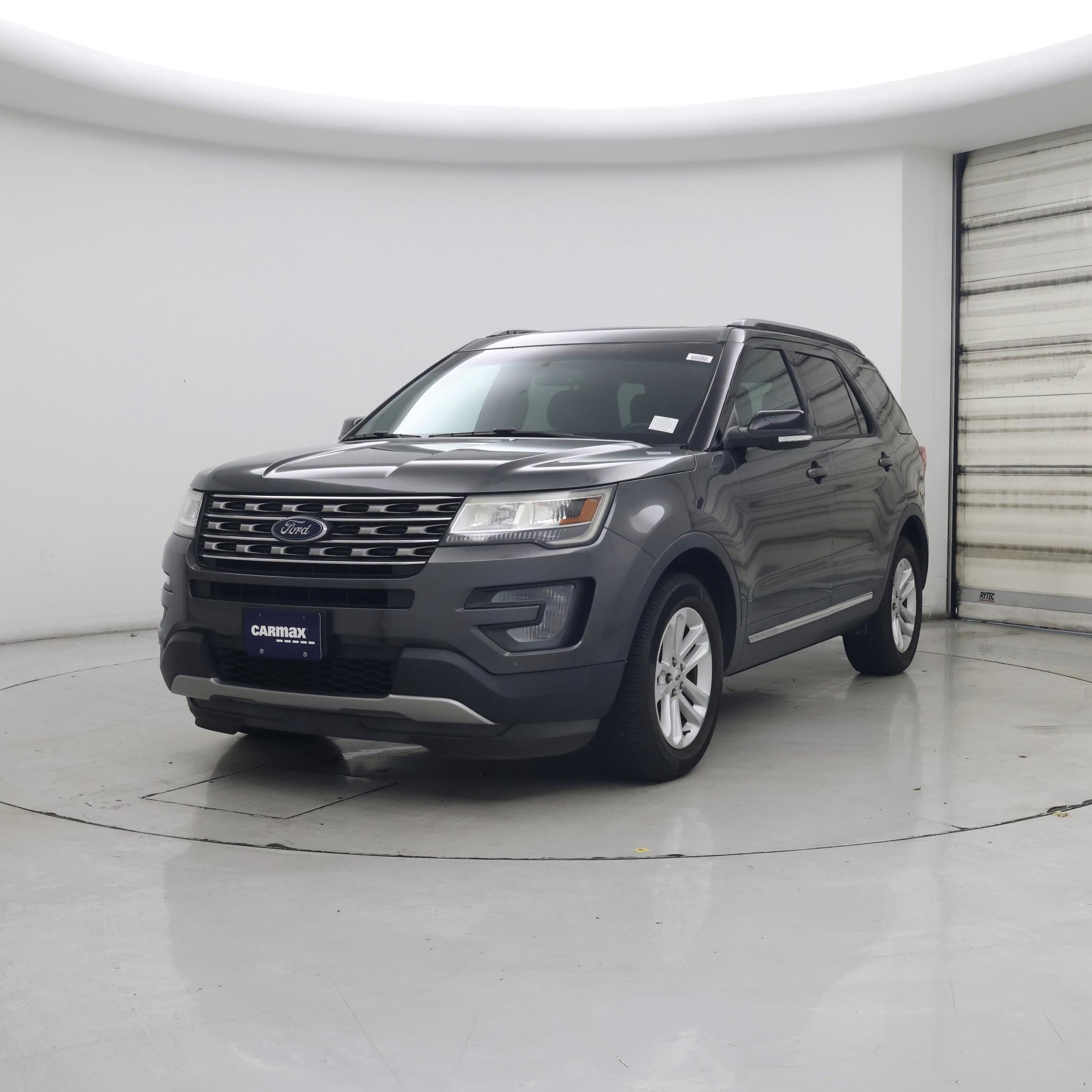 Thumbnail: 2017 Ford Explorer - 4
