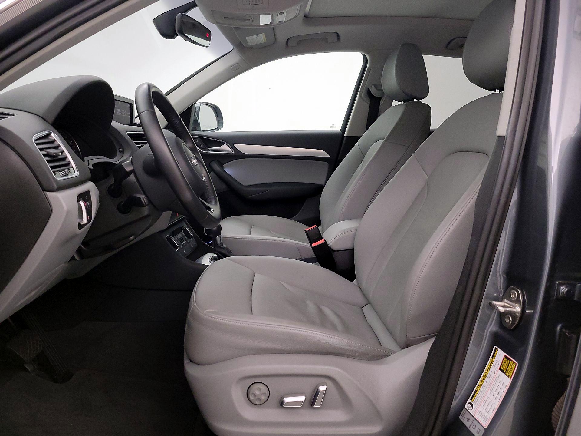 Thumbnail: 2017 Audi Q3 - 11