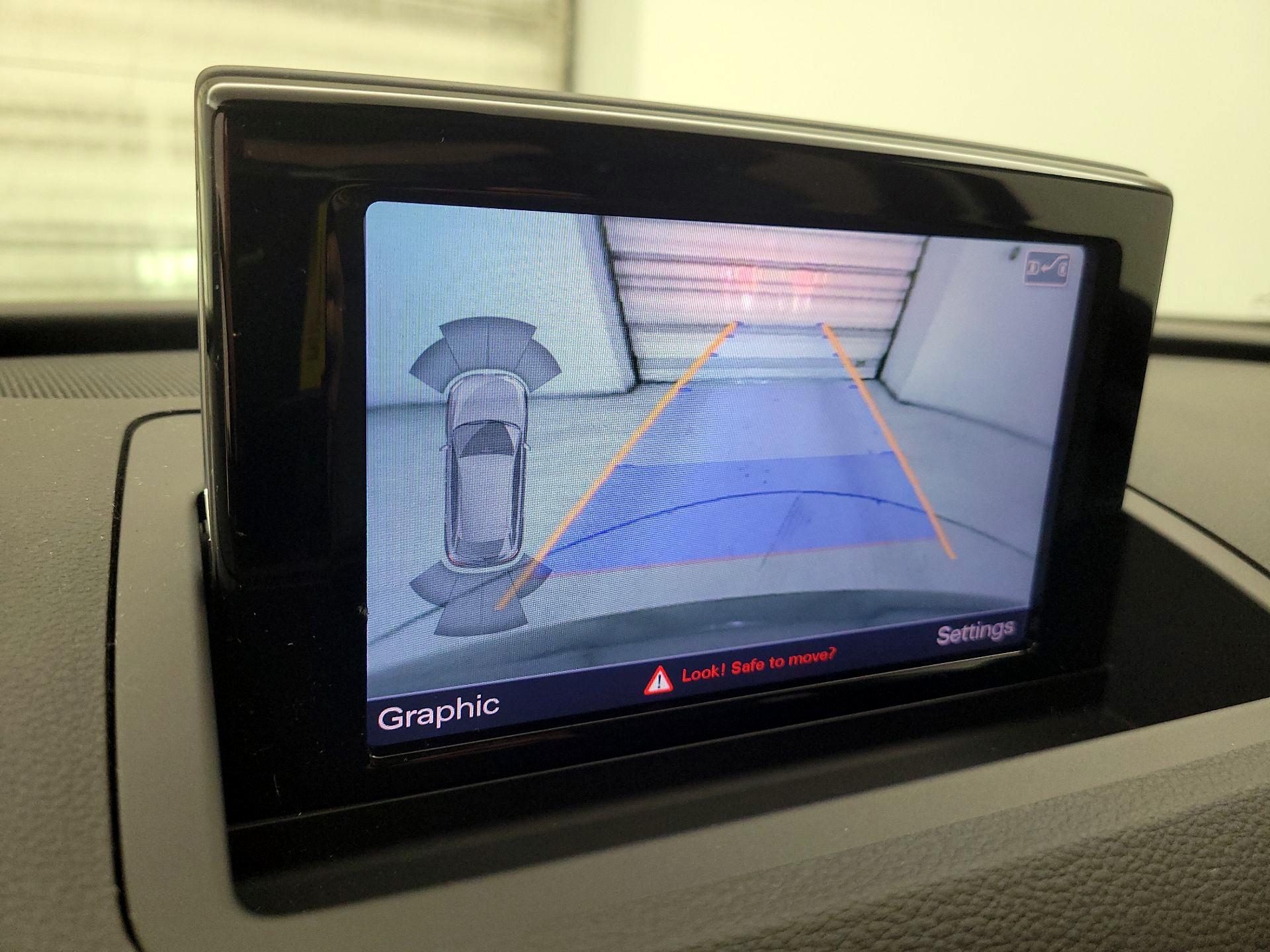 Thumbnail: 2017 Audi Q3 - 14