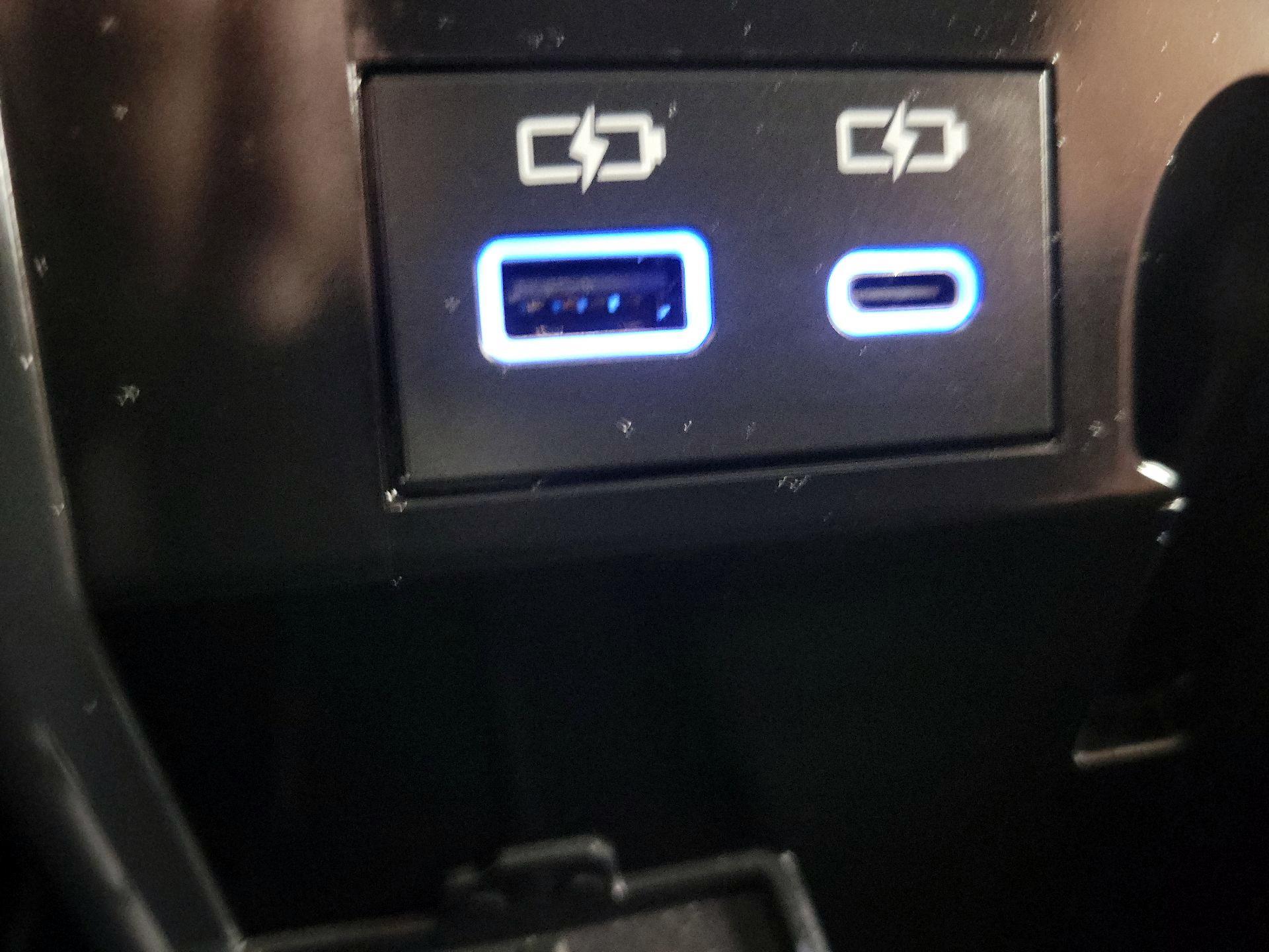 Thumbnail: 2024 Toyota Tundra - 18