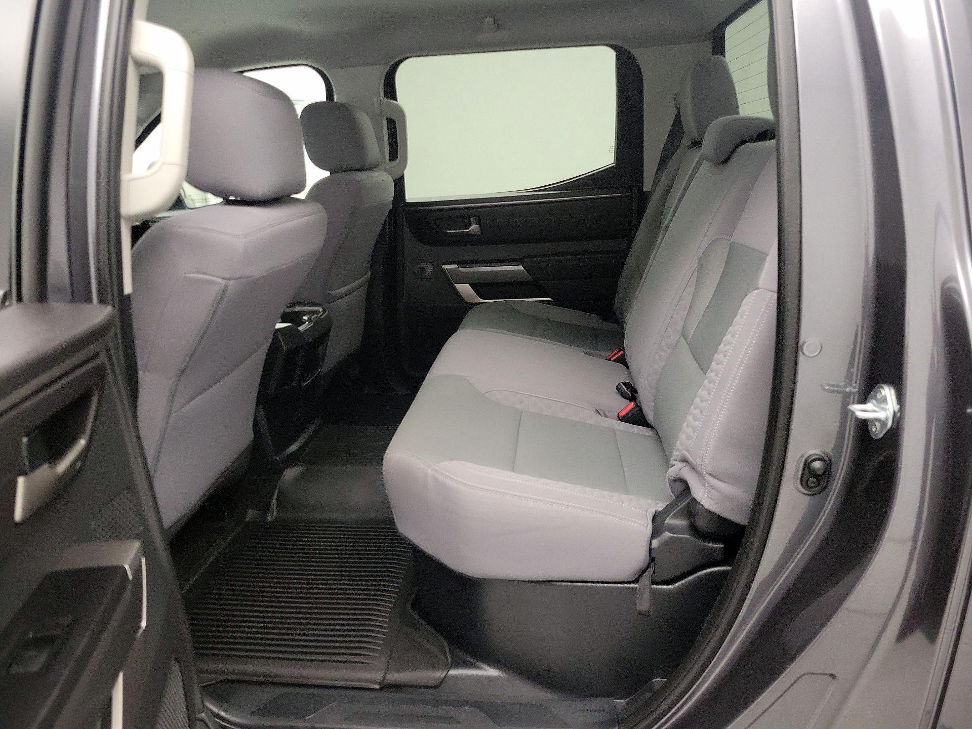 Thumbnail: 2024 Toyota Tundra - 19