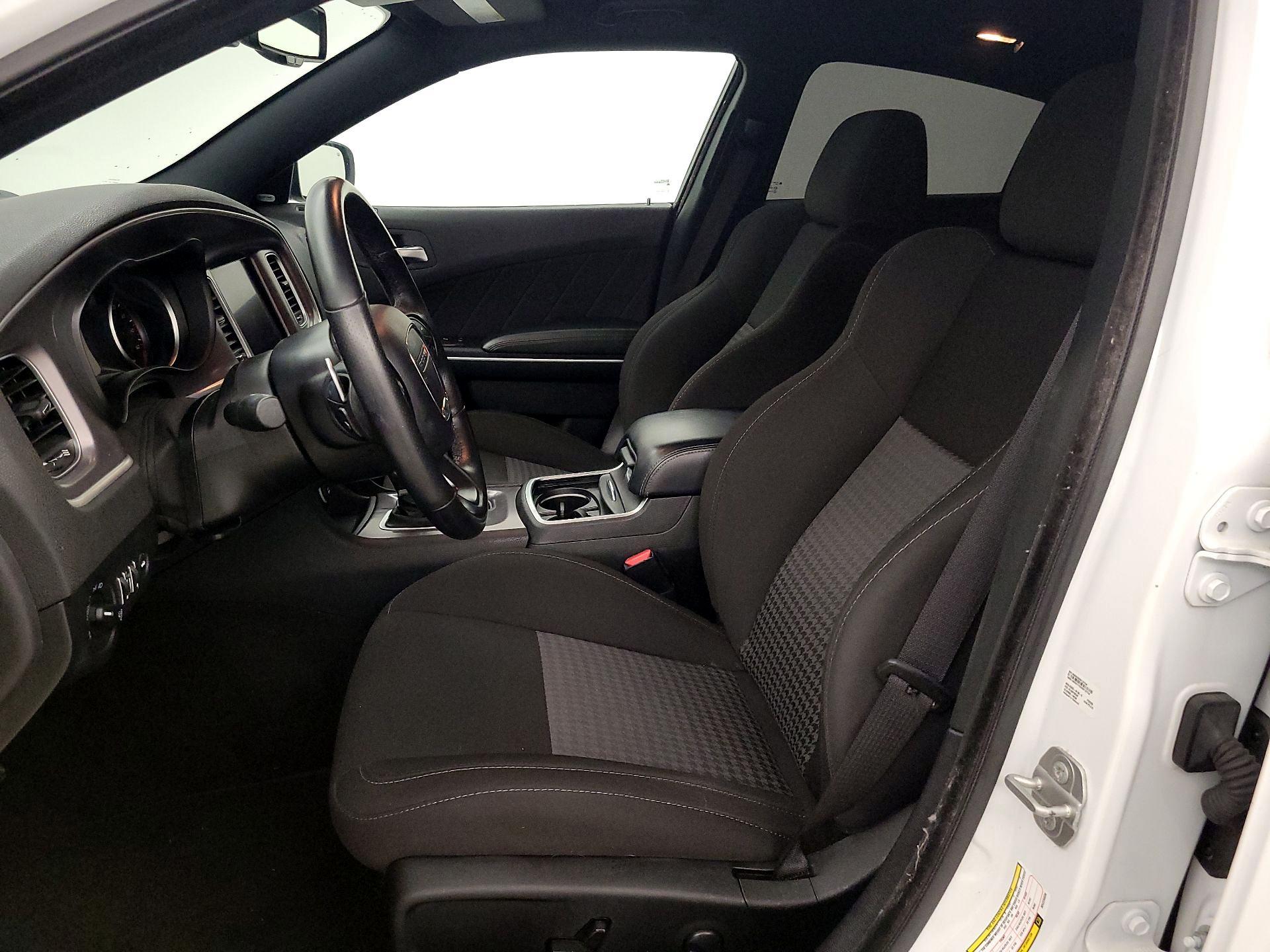 Thumbnail: 2022 Dodge Charger - 11