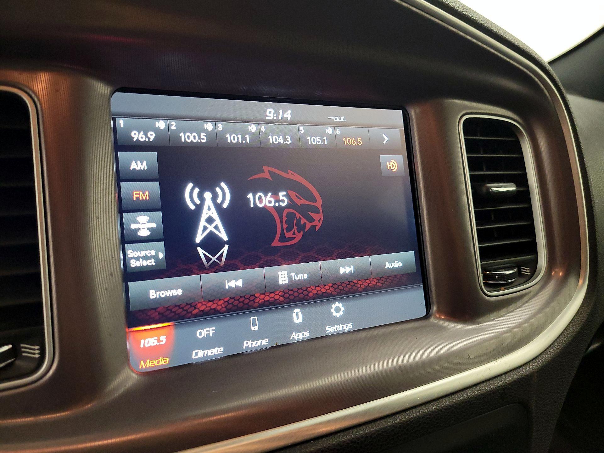 Thumbnail: 2022 Dodge Charger - 14