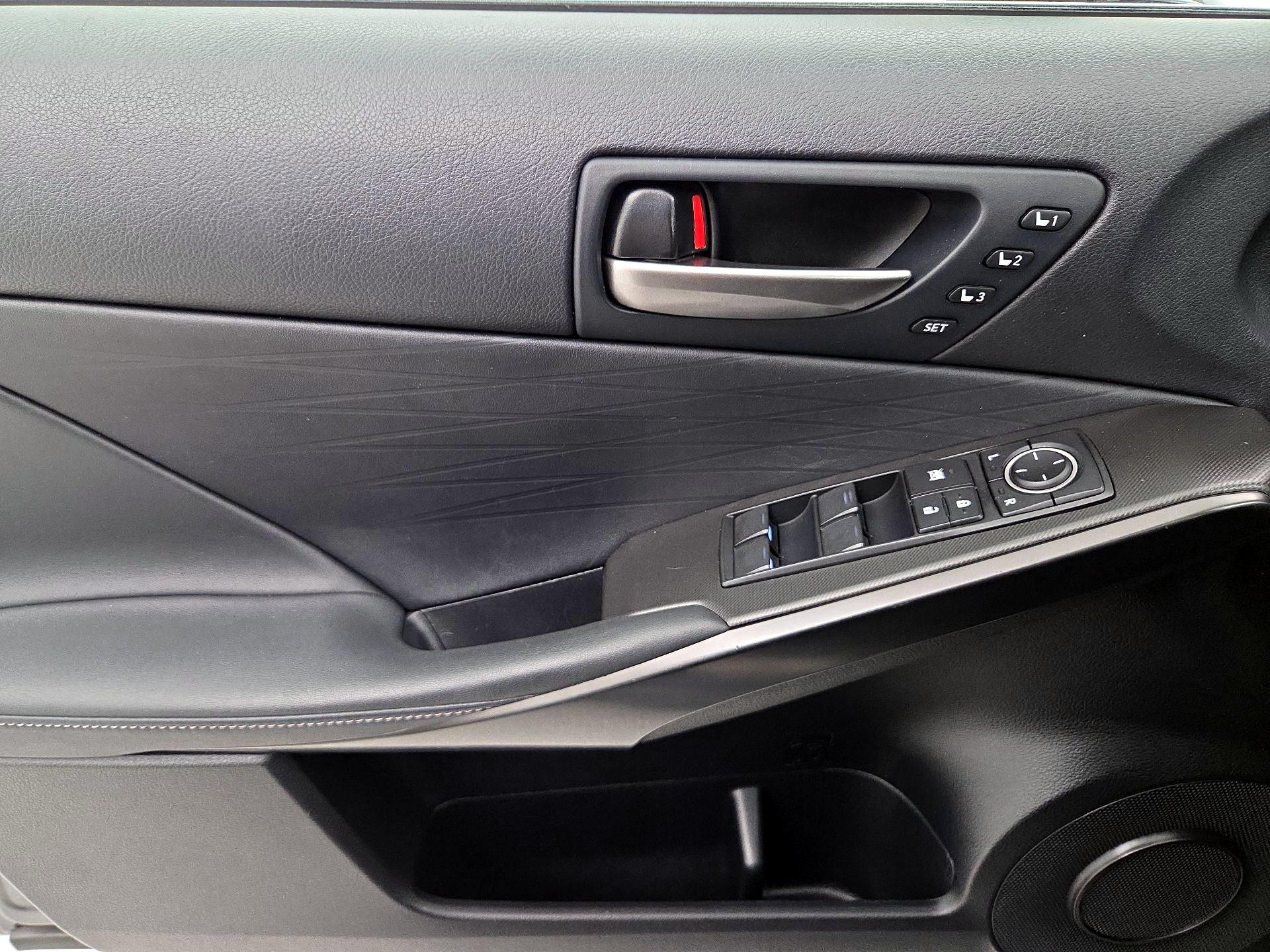 Thumbnail: 2022 Lexus IS - 12