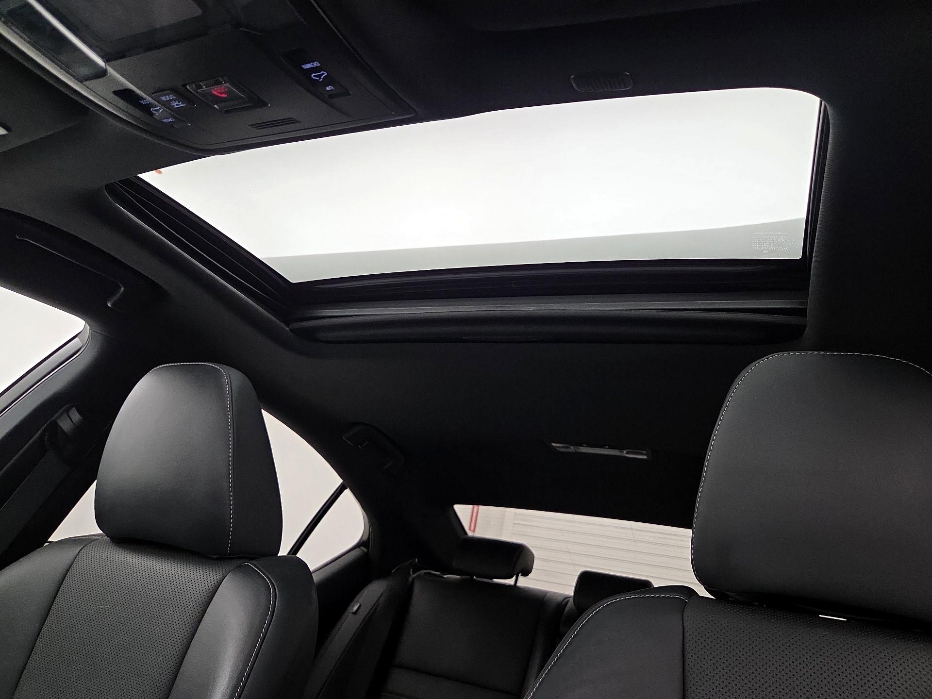 Thumbnail: 2022 Lexus IS - 20