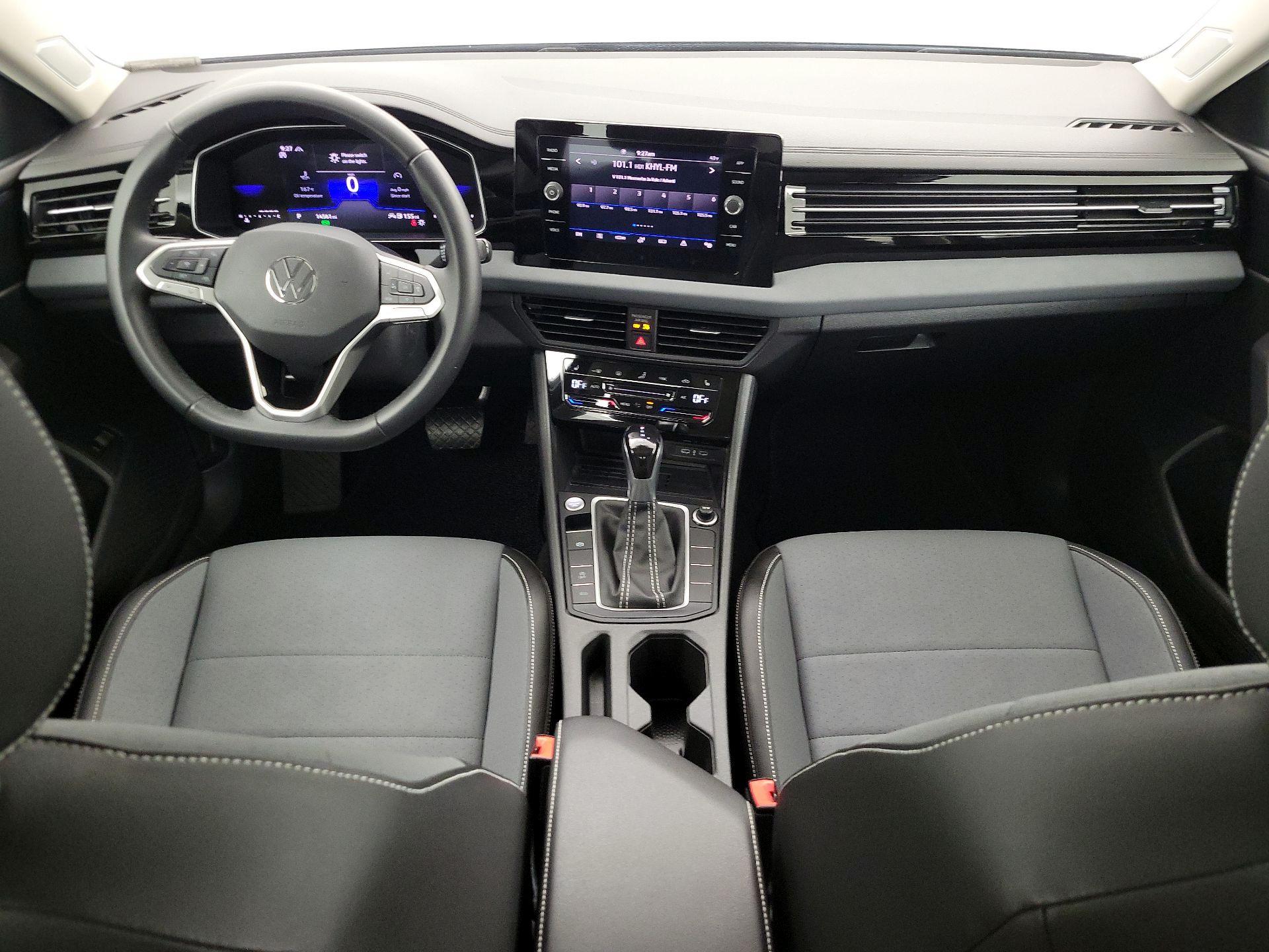 Thumbnail: 2025 Volkswagen Jetta - 9