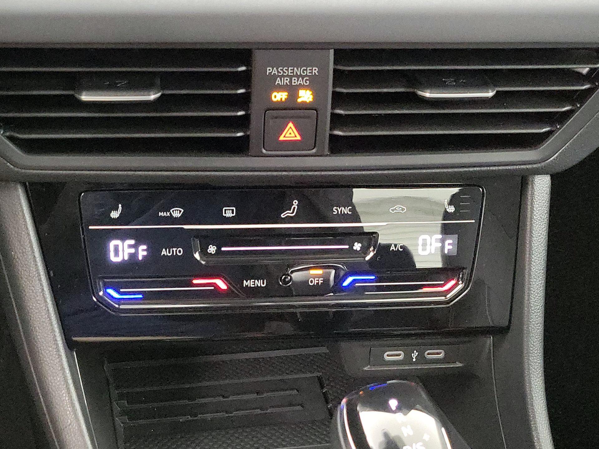 Thumbnail: 2025 Volkswagen Jetta - 15