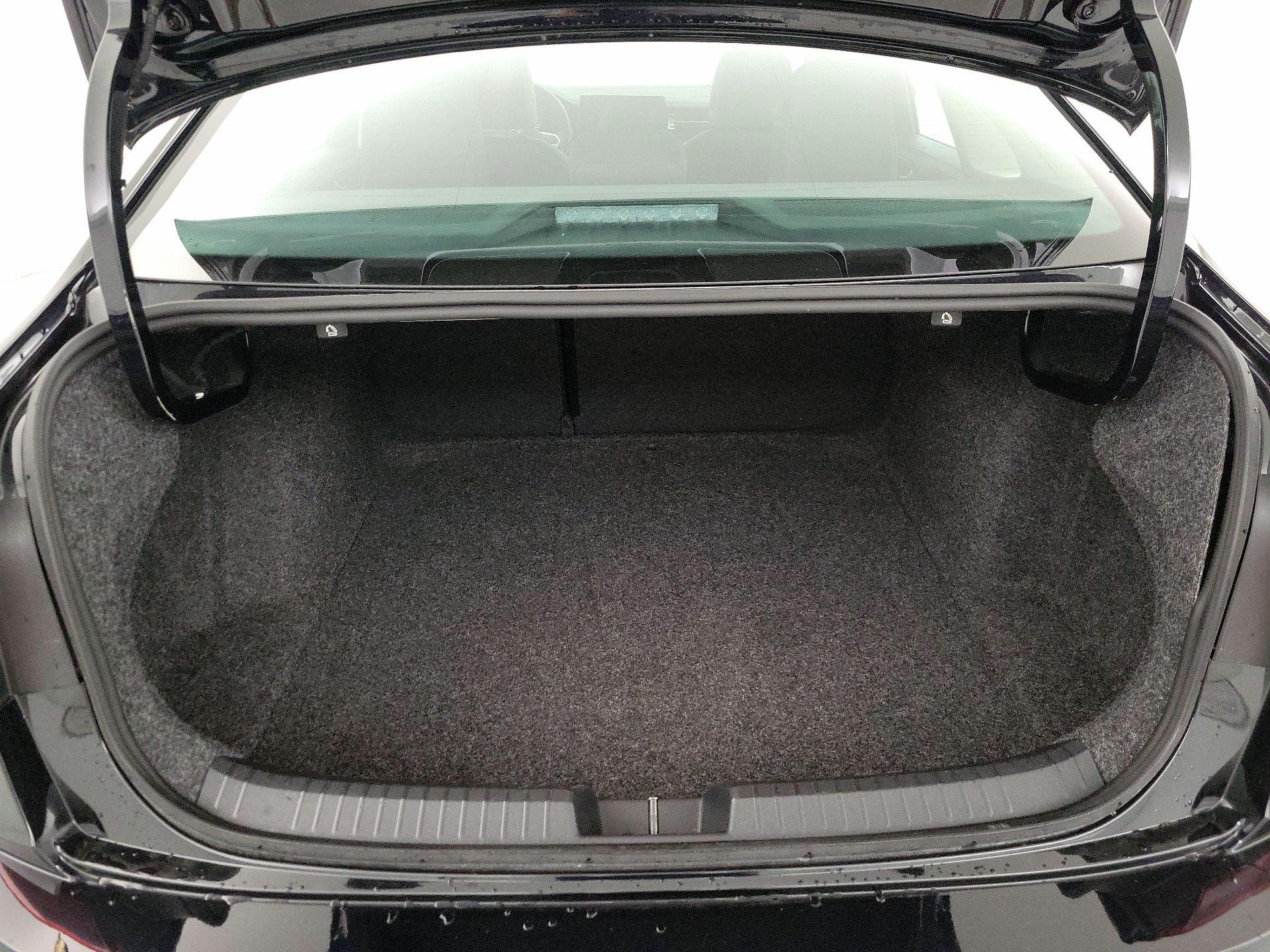 Thumbnail: 2025 Volkswagen Jetta - 19