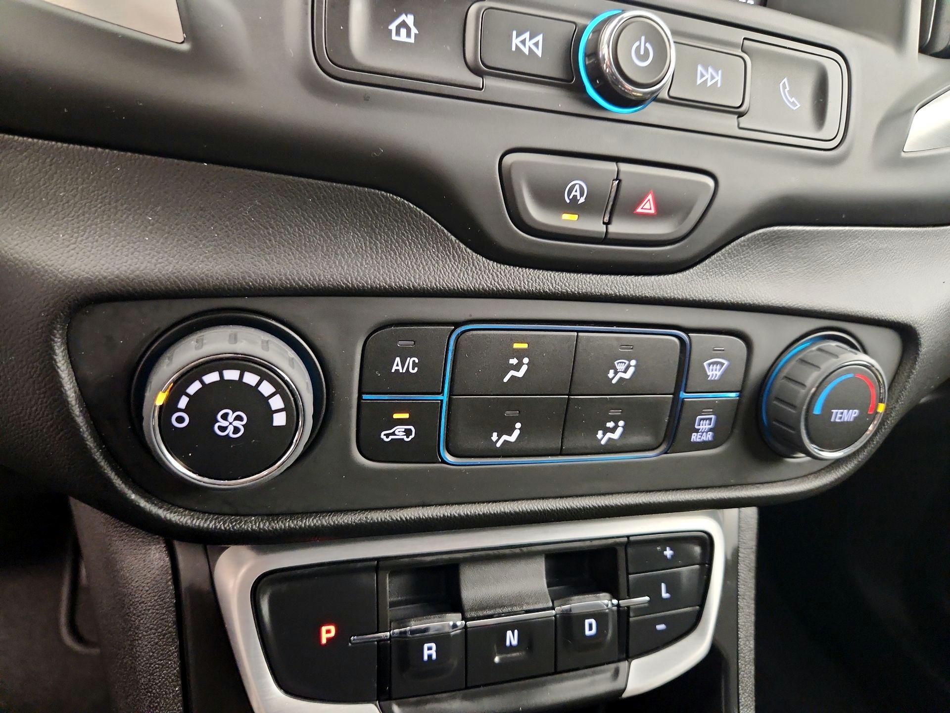 Thumbnail: 2024 GMC Terrain - 16