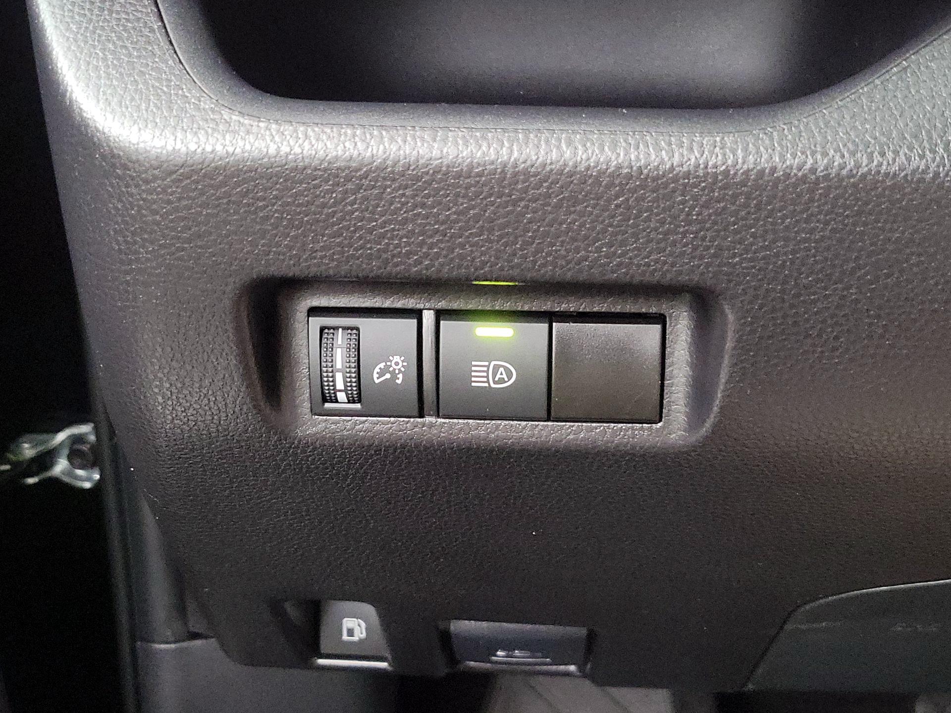 Thumbnail: 2025 Toyota RAV4 - 13