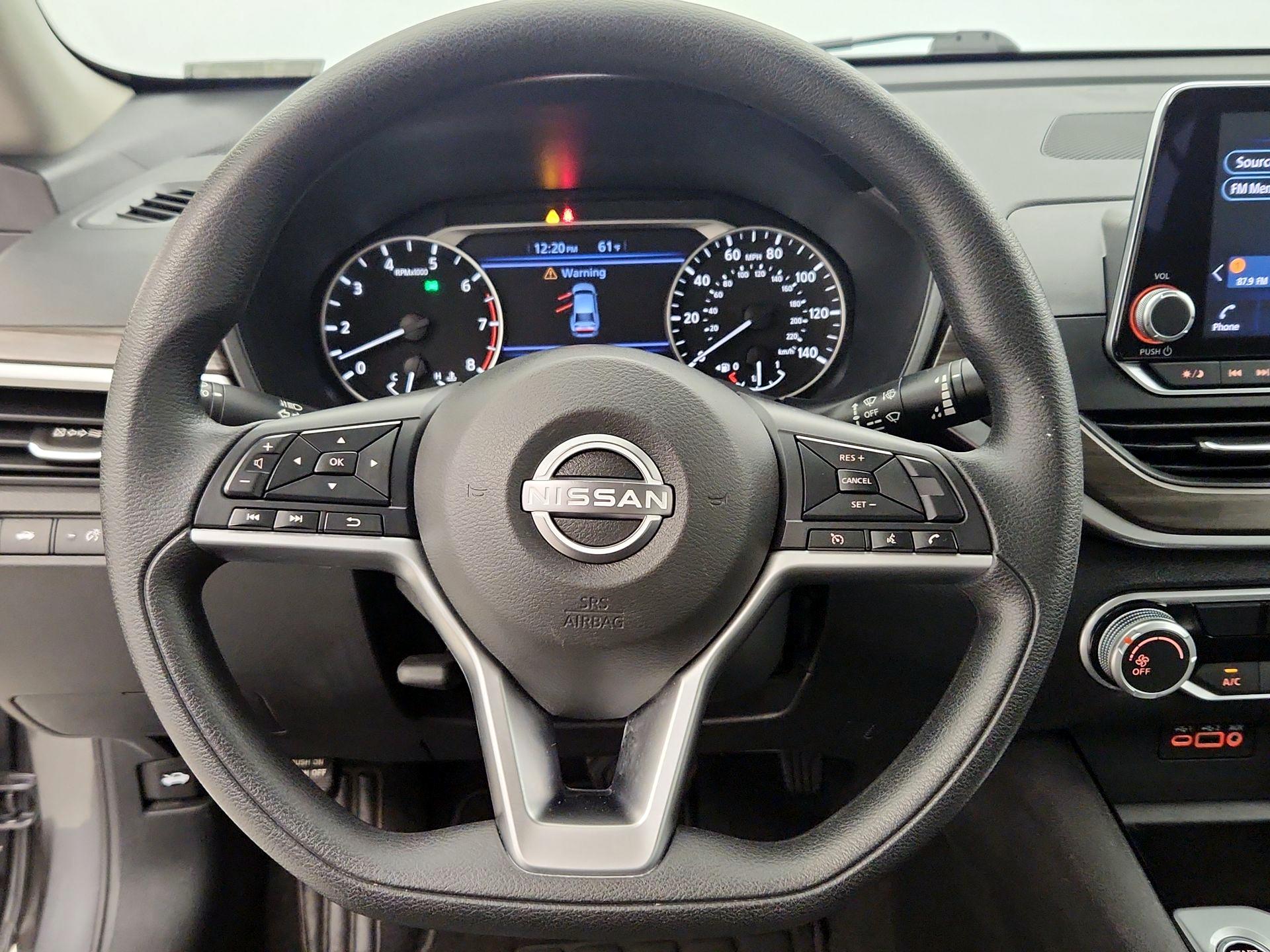 Thumbnail: 2024 Nissan Altima - 10