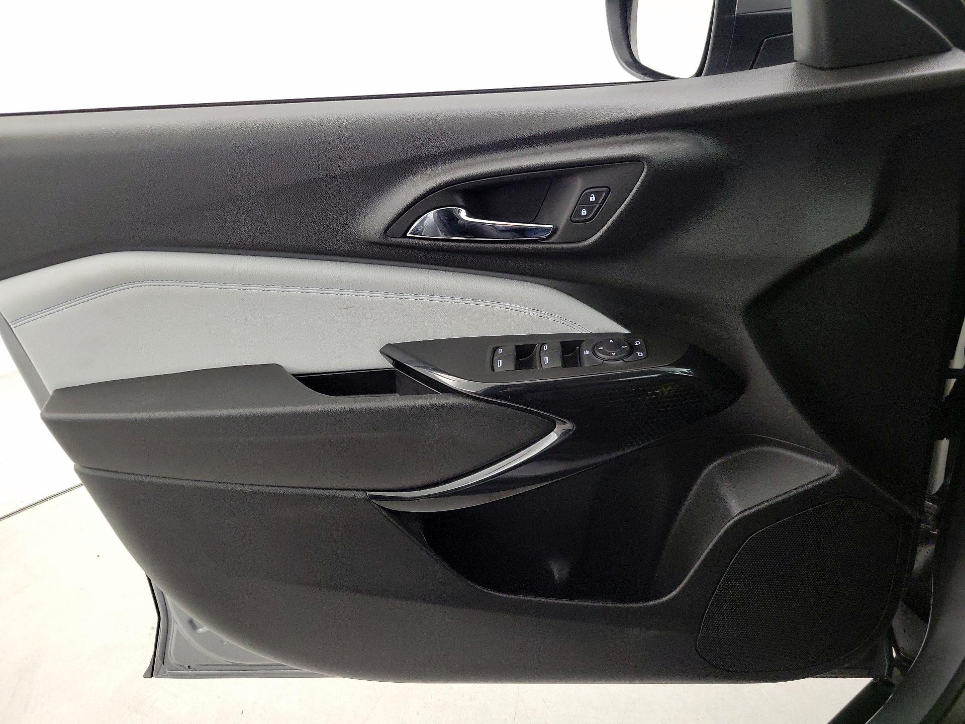 Thumbnail: 2025 Chevrolet Trax - 12