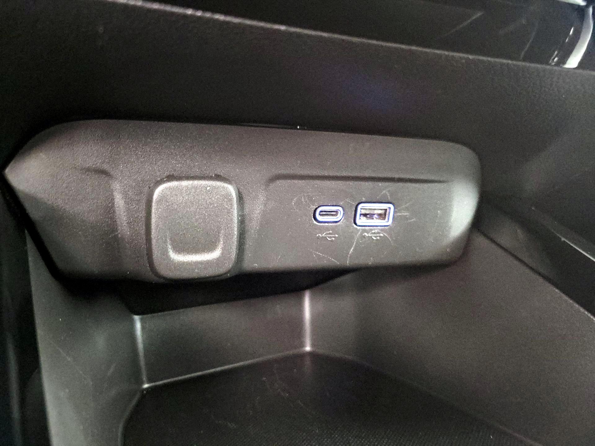 Thumbnail: 2025 Chevrolet Trax - 17