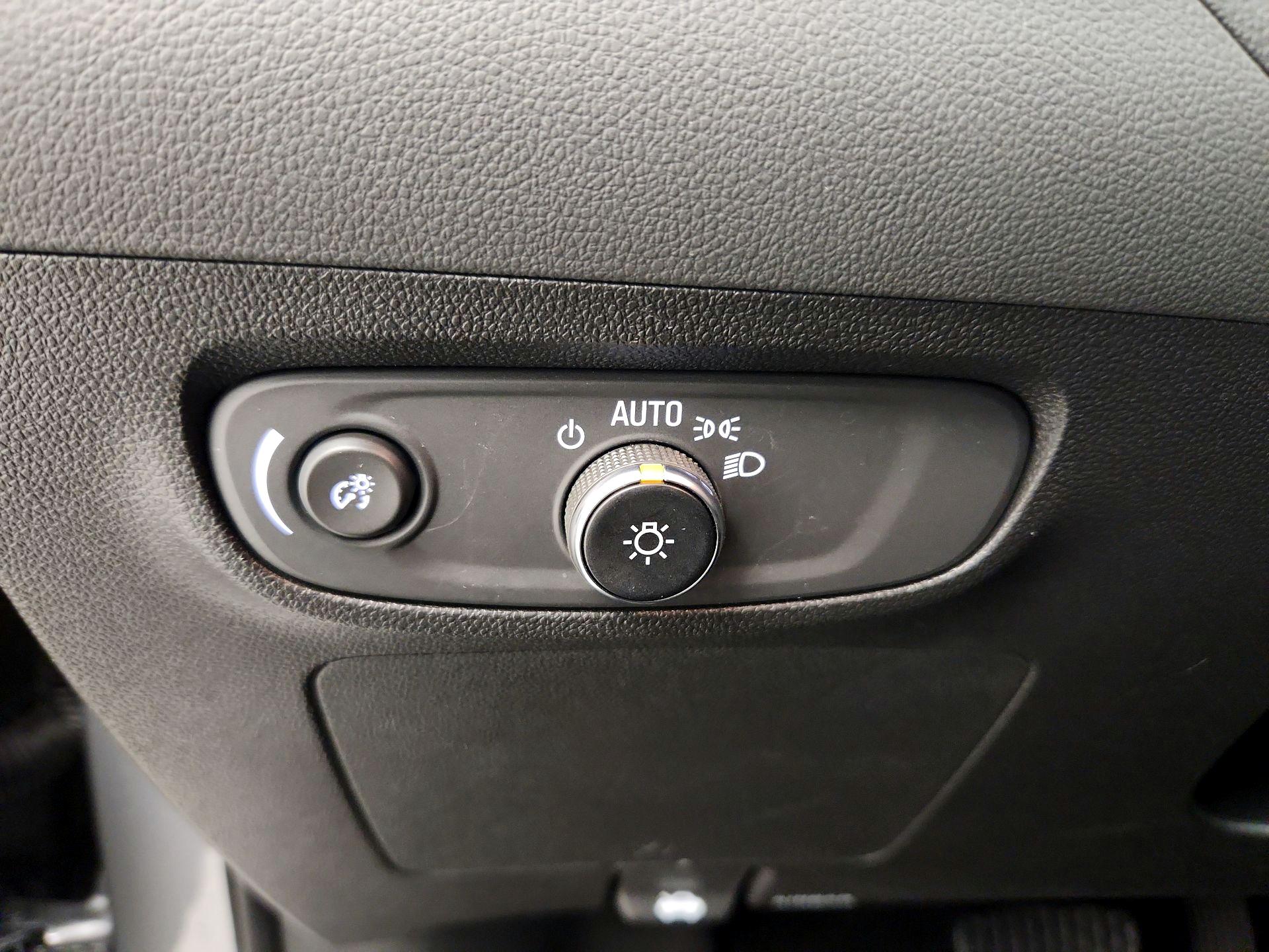 Thumbnail: 2025 Buick Encore GX - 13