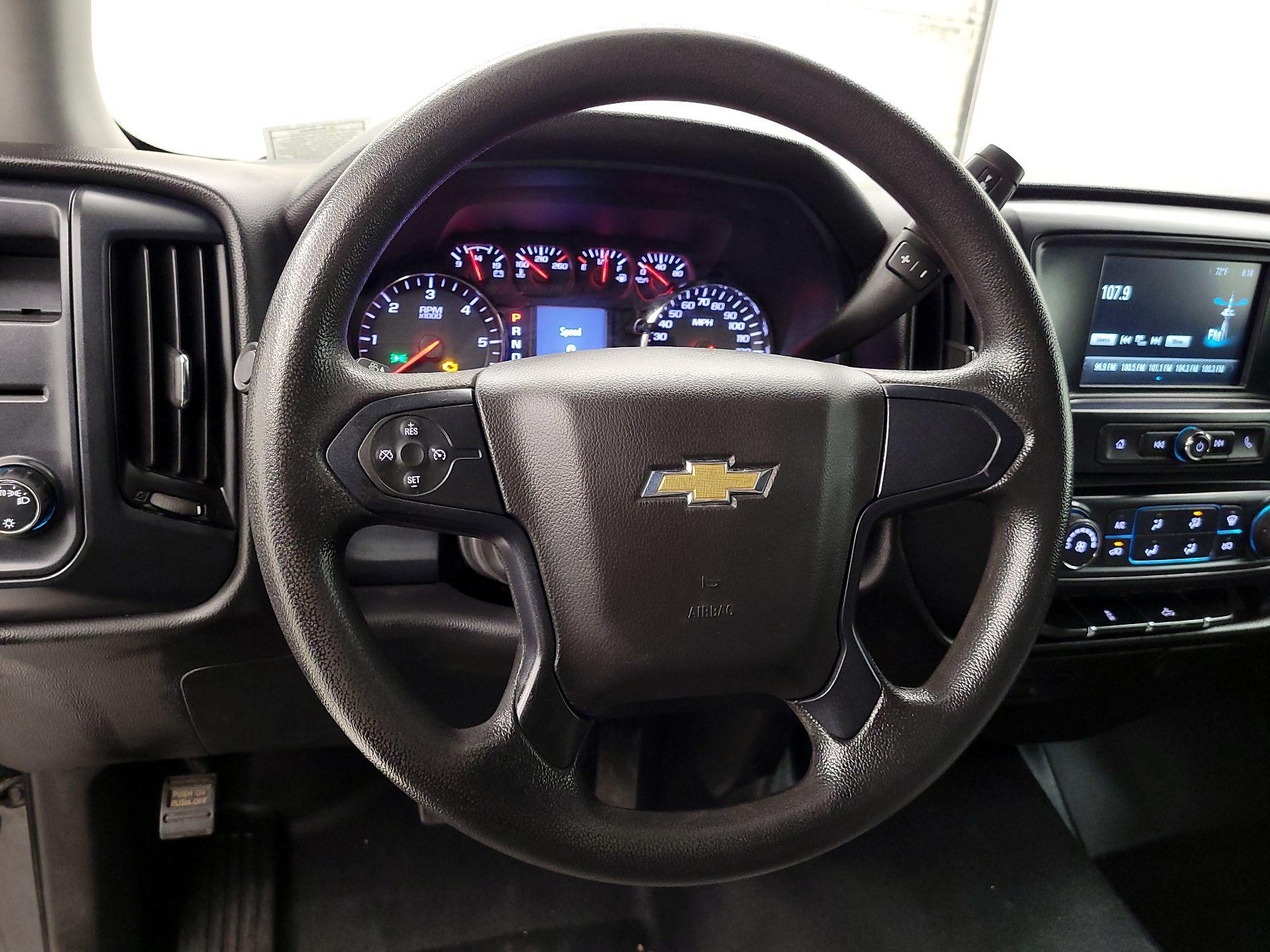 Thumbnail: 2018 Chevrolet Silverado 1500 - 10