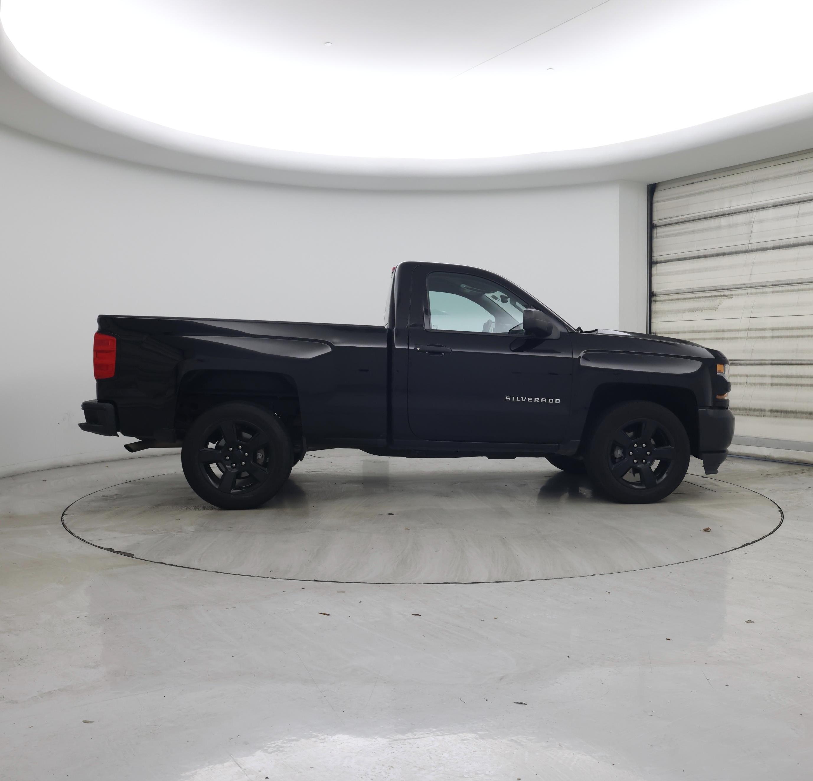 Thumbnail: 2018 Chevrolet Silverado 1500 - 7