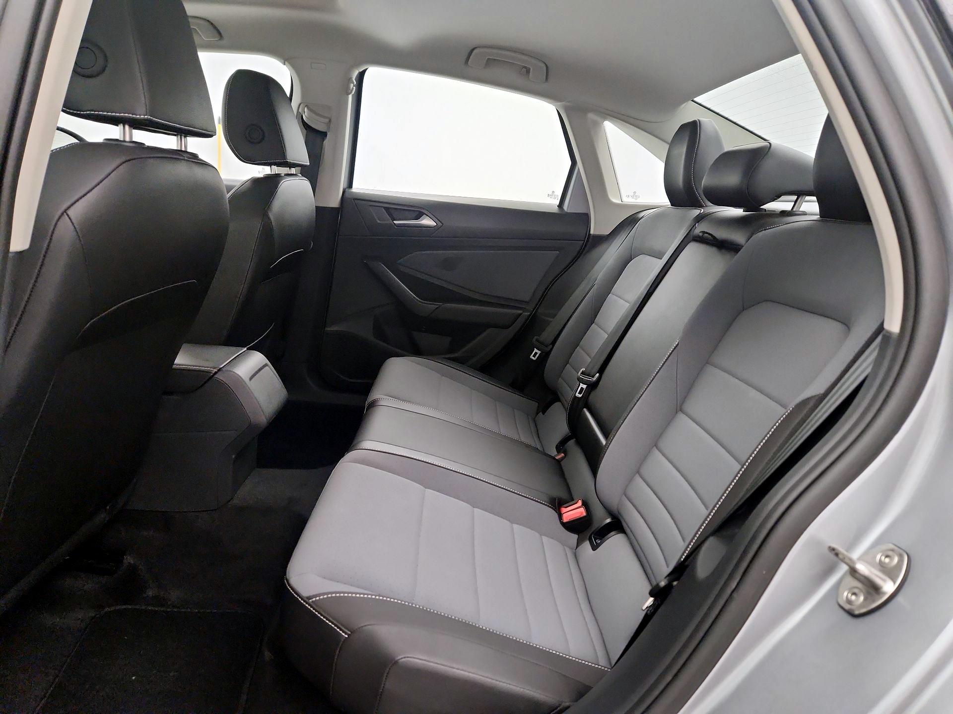 Thumbnail: 2025 Volkswagen Jetta - 20