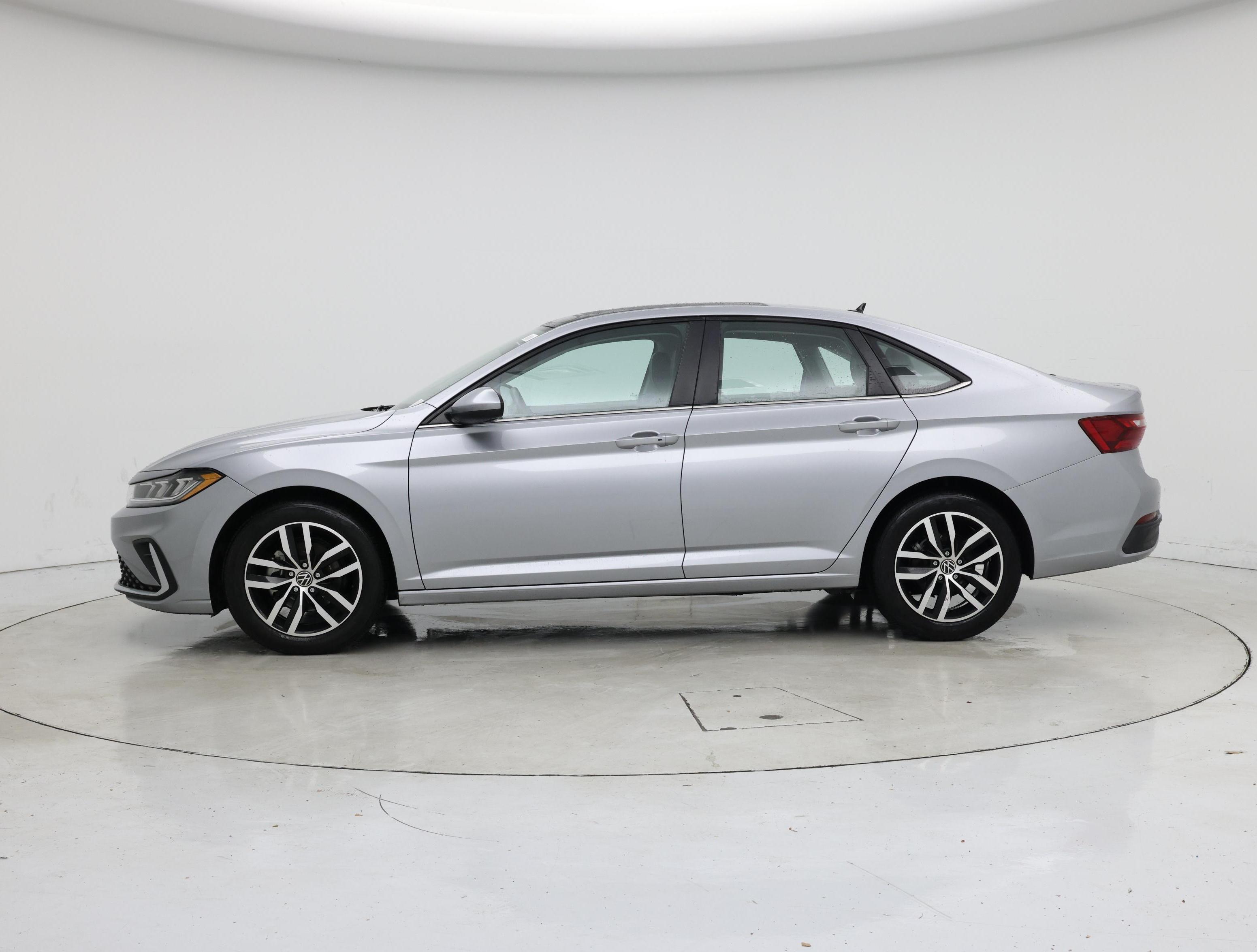 Thumbnail: 2025 Volkswagen Jetta - 3