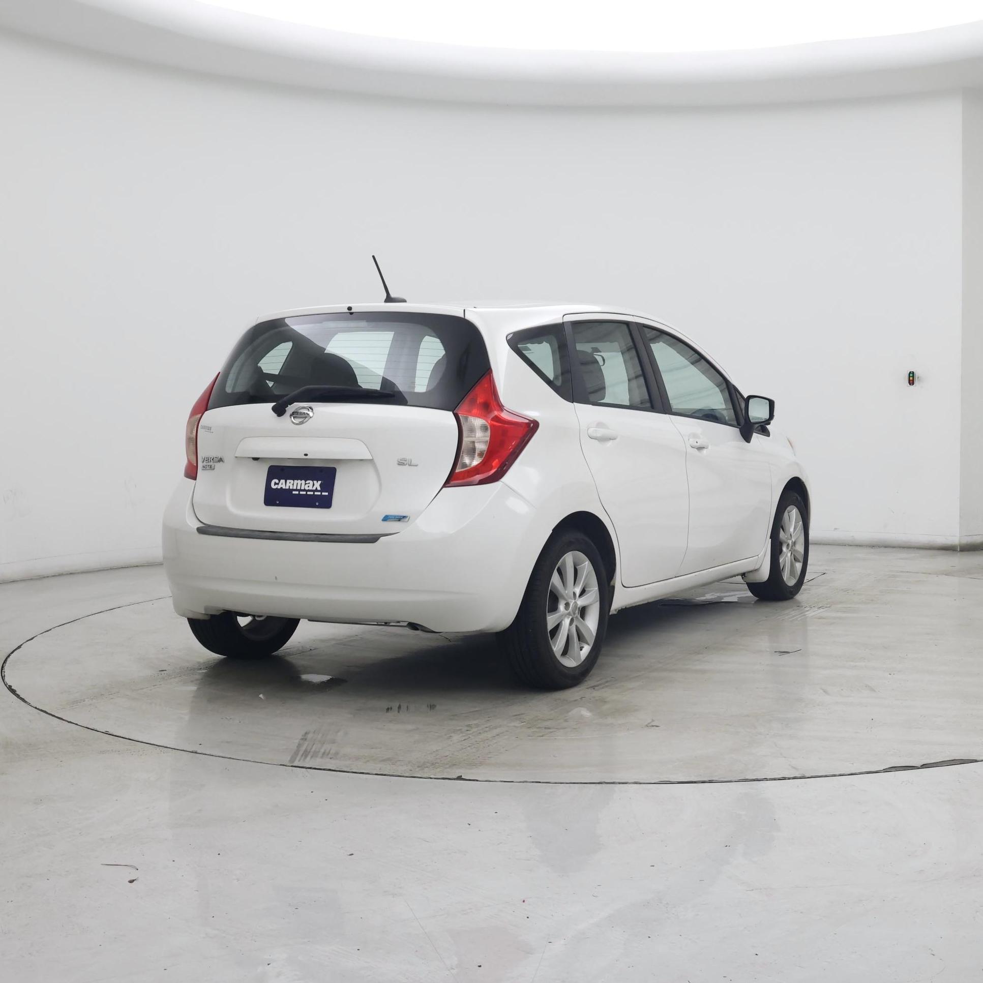 Thumbnail: 2016 Nissan Versa Note - 8