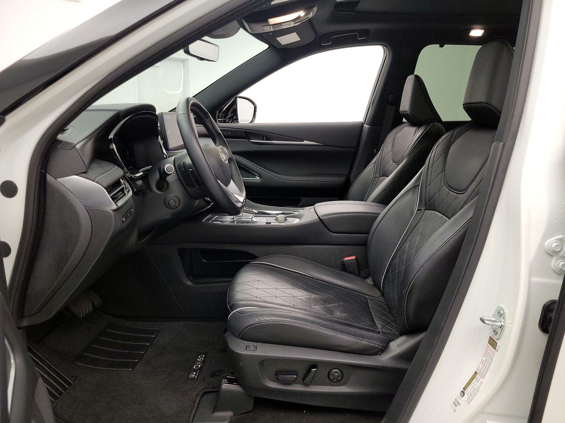 Thumbnail: 2024 INFINITI QX60 - 11