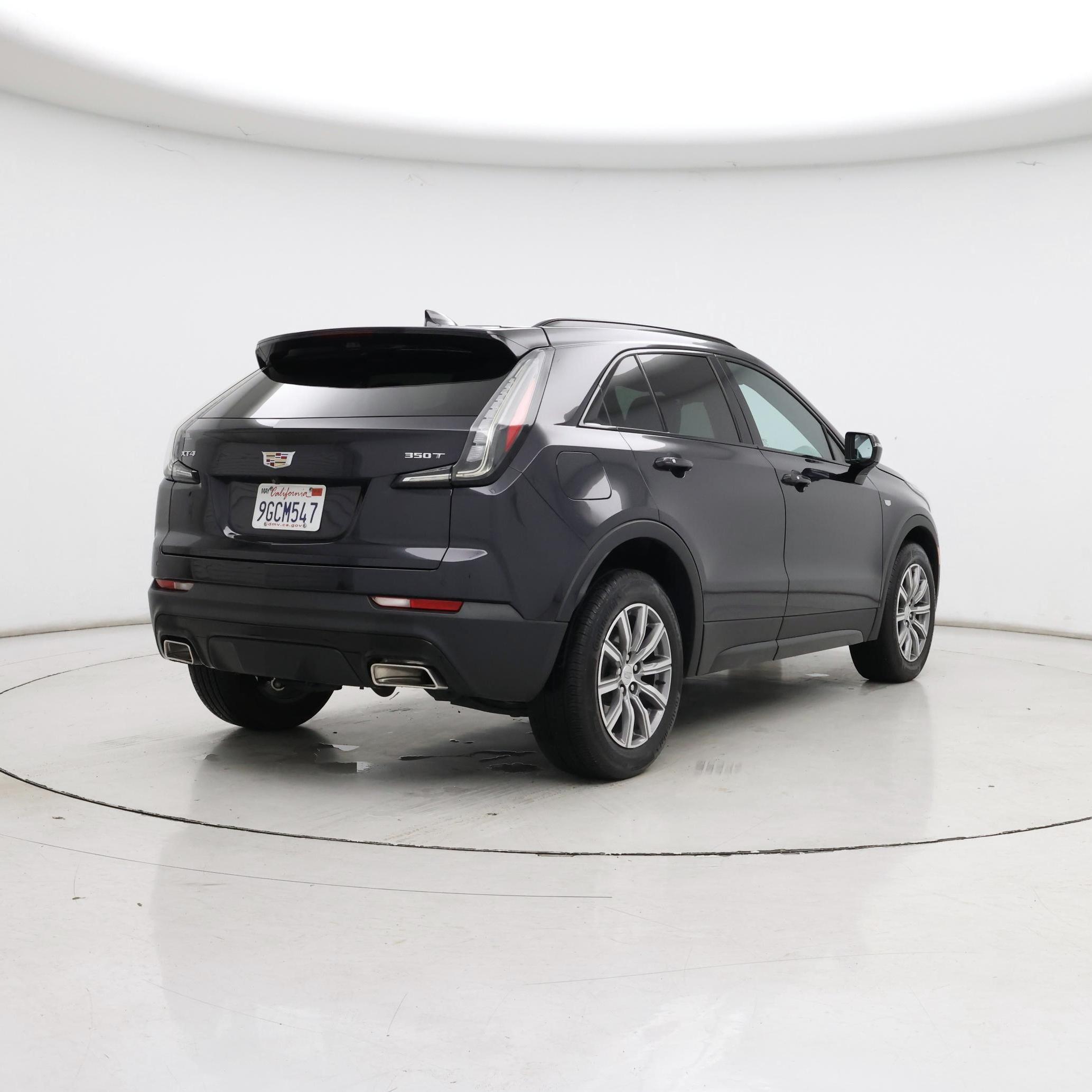 Thumbnail: 2023 Cadillac XT4 - 8