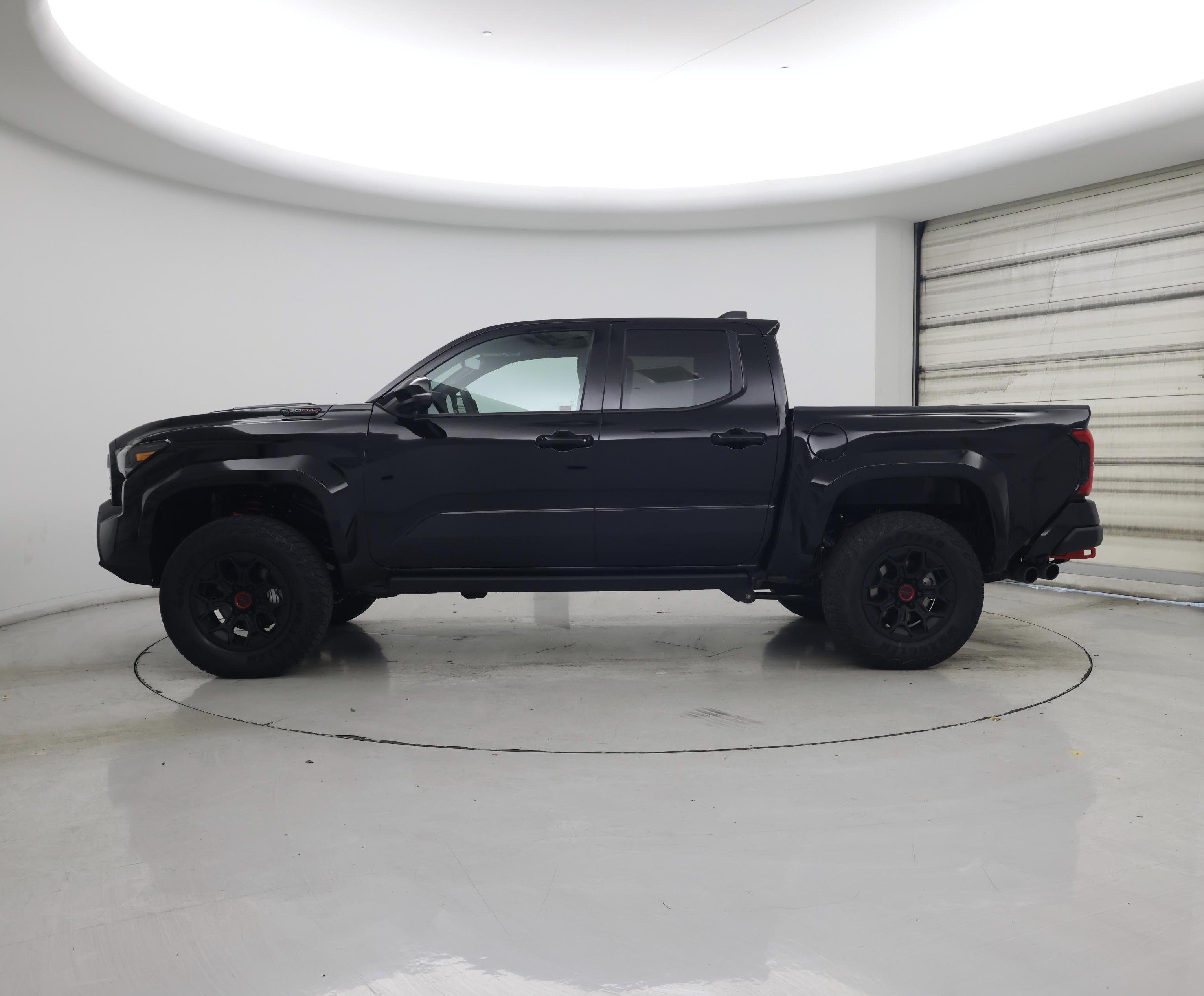 Thumbnail: 2025 Toyota Tacoma - 3