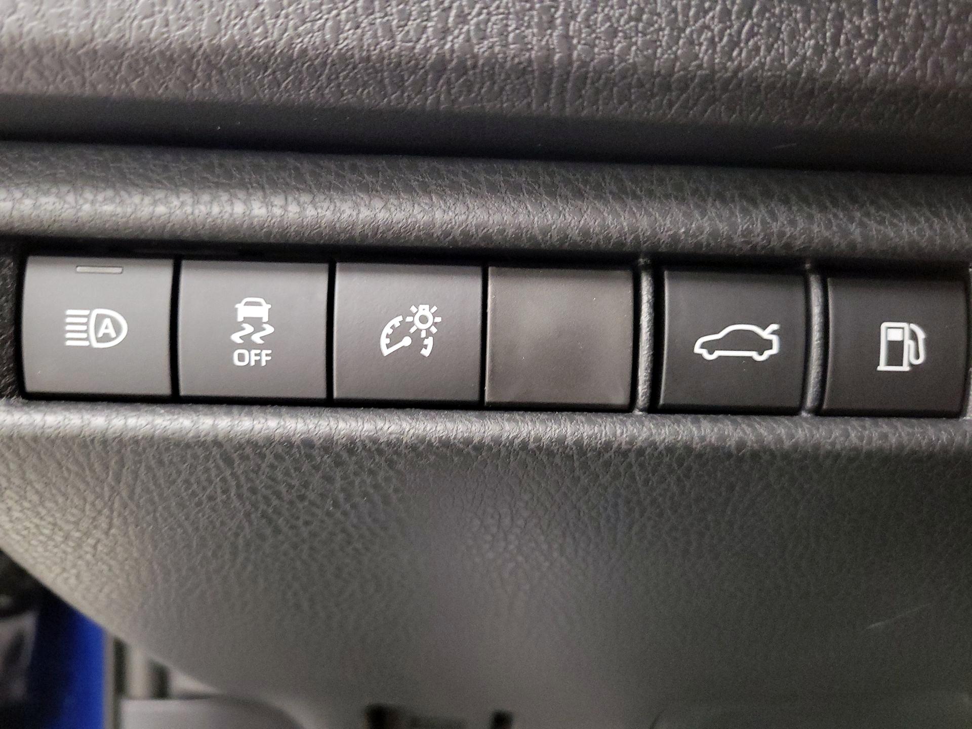 Thumbnail: 2026 Toyota Camry - 13