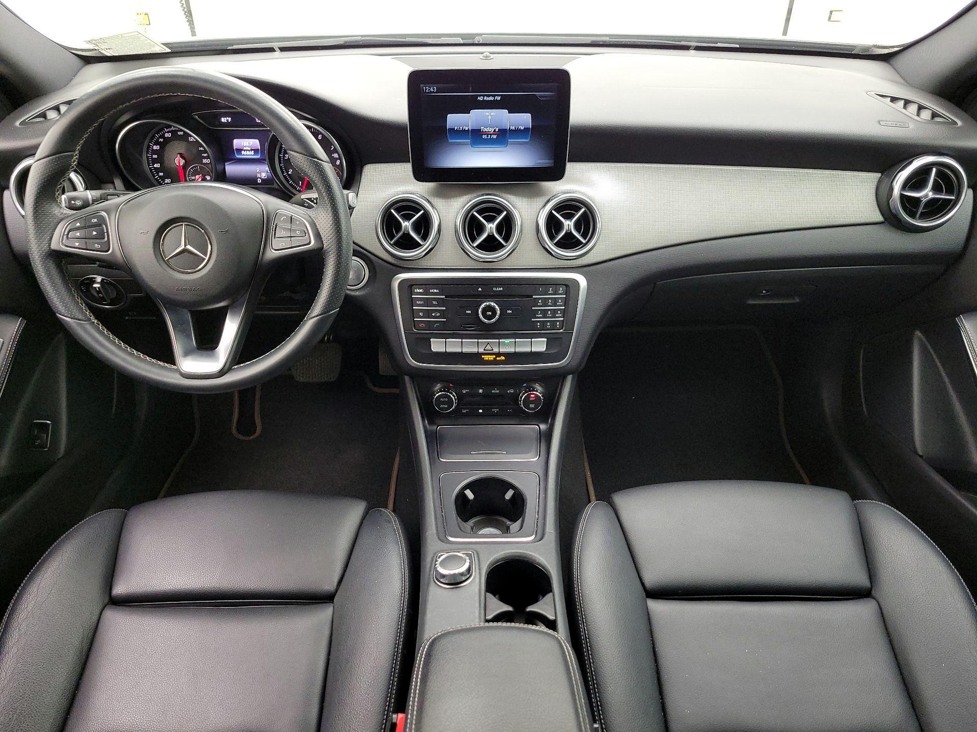 Thumbnail: 2018 Mercedes-Benz GLA - 9